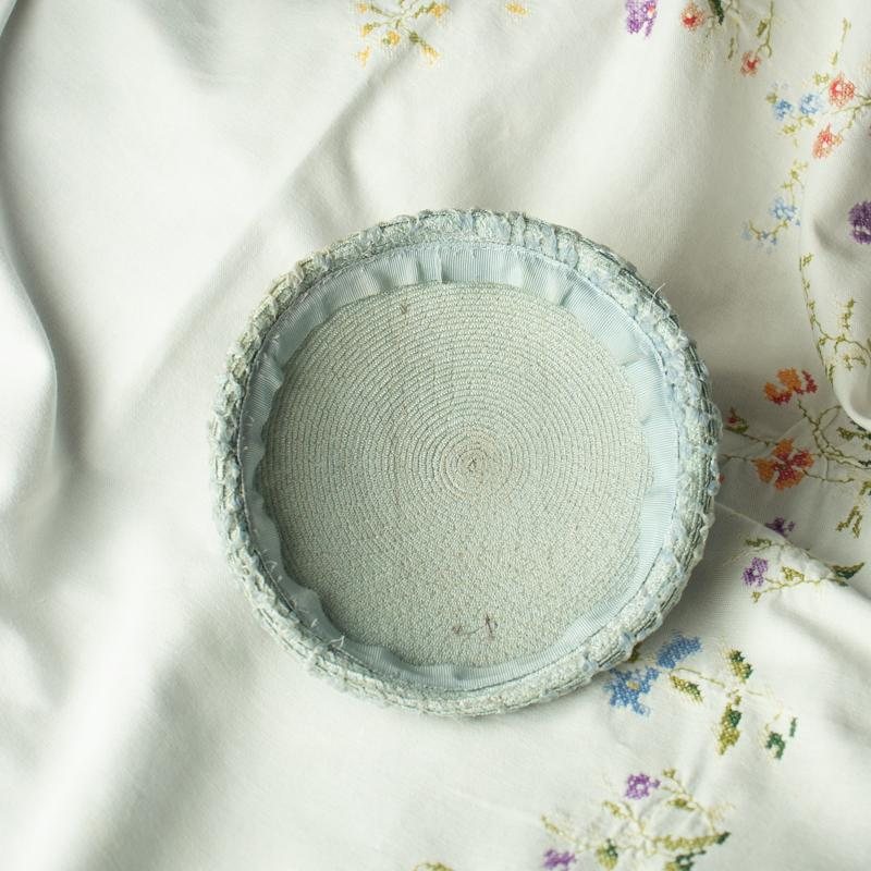 C.a. 1950-60s Vintage Light Cyan Lace Netting Small Saucer/Flat Hat from Canada(MT964)