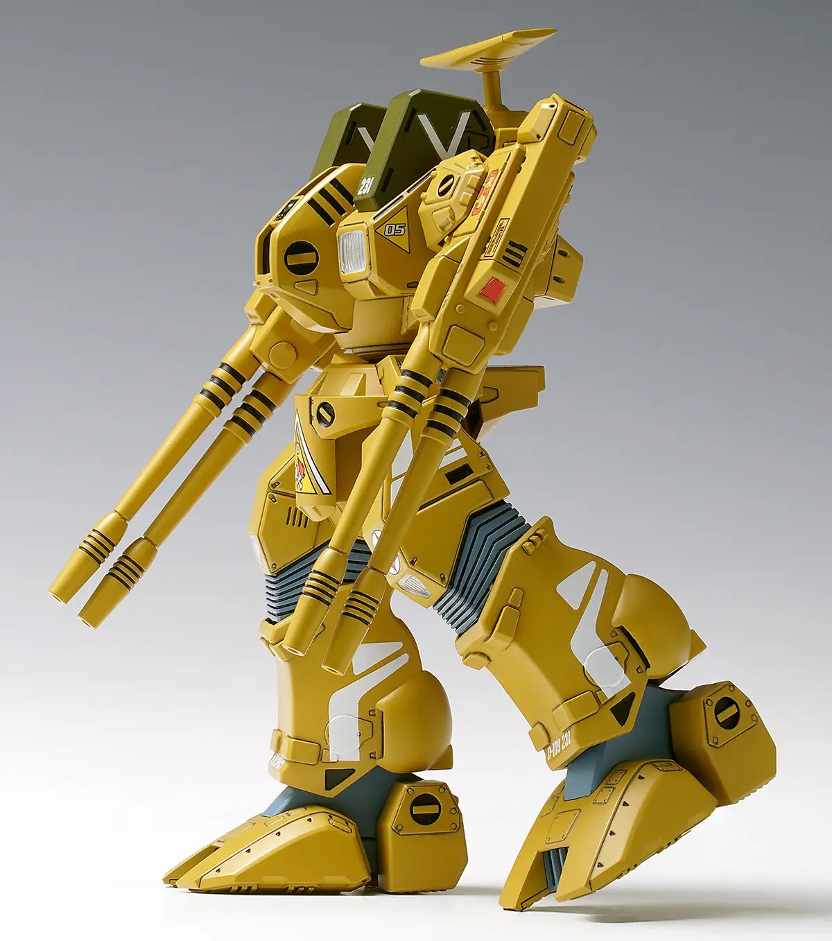 1/100 ADR-04-MkX Defender