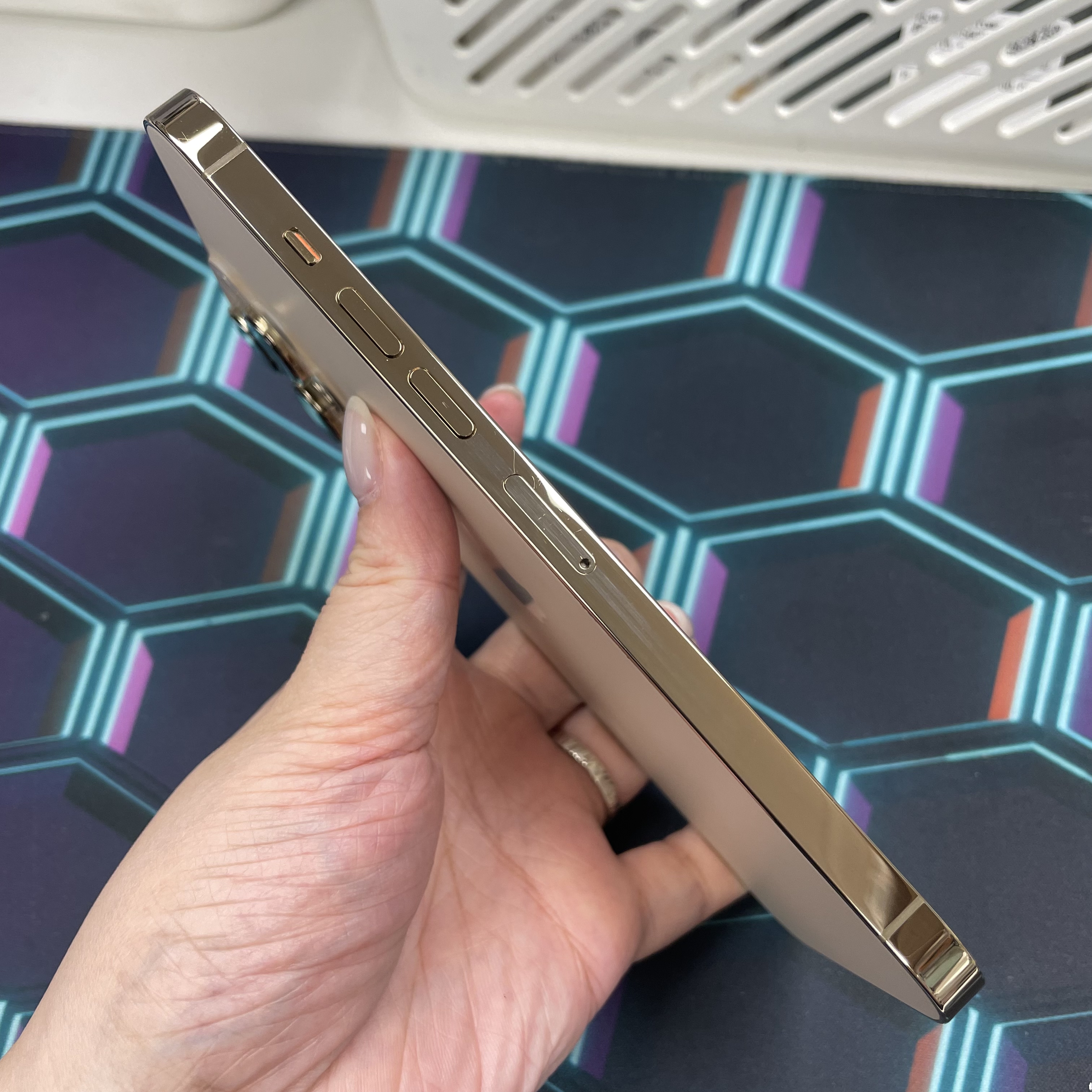*6538 13 Pro max 完美機 256GB 電79 金色 gold