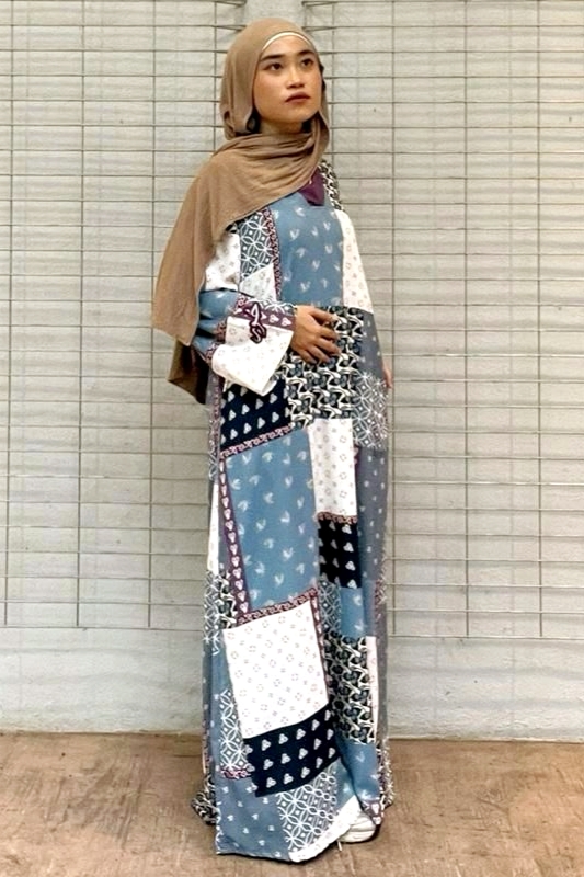 PATCHWORK in Turquoise Blue