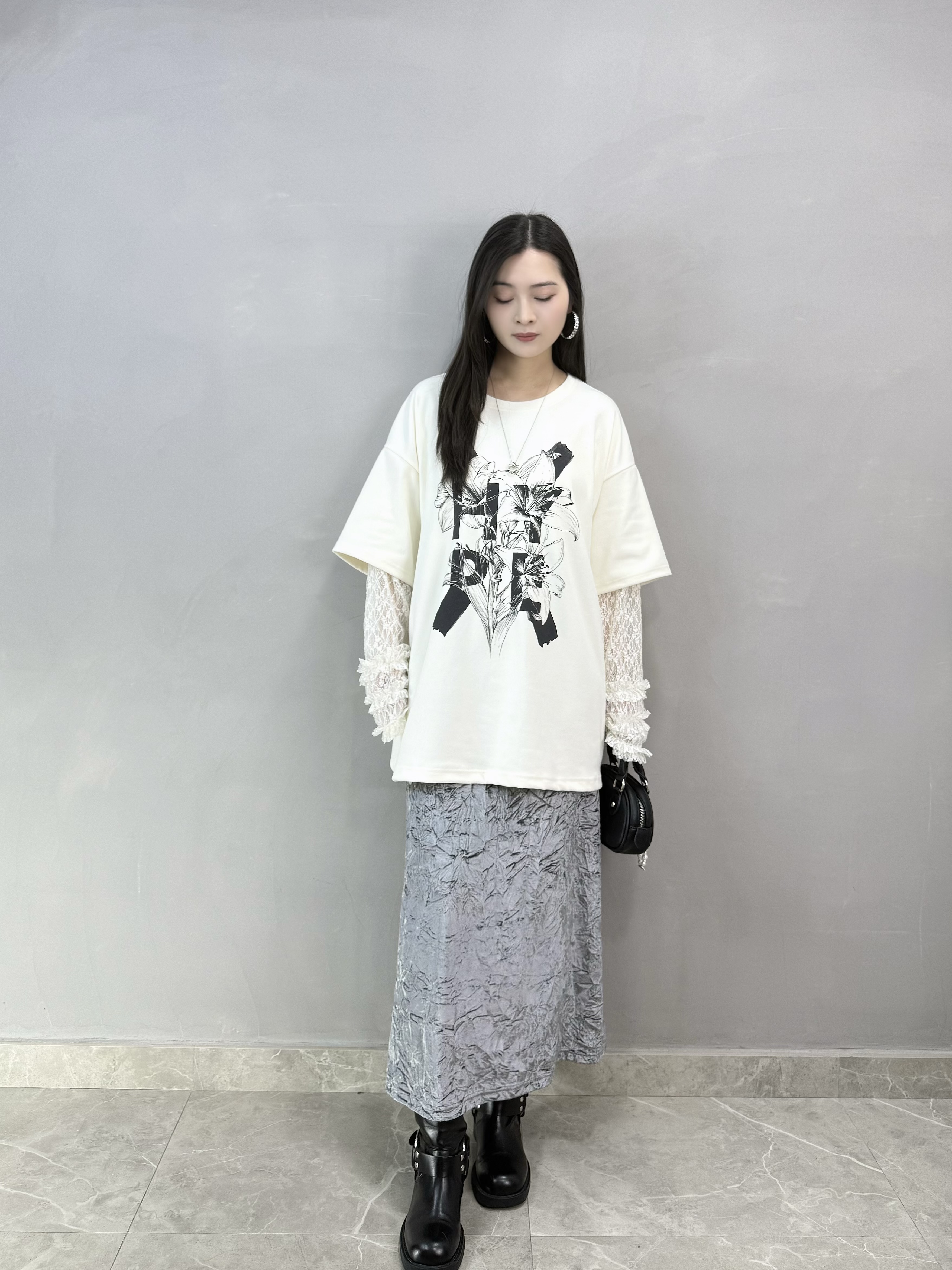 E68 lace袖花花print tee