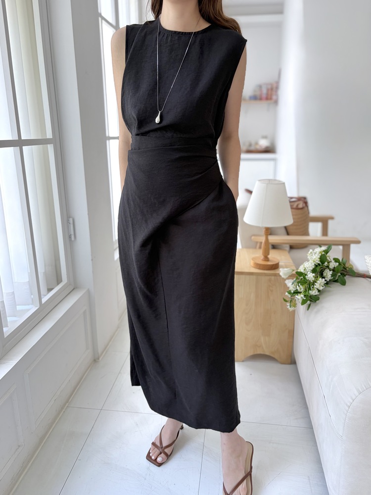Effortless Wrap Dress (Black)