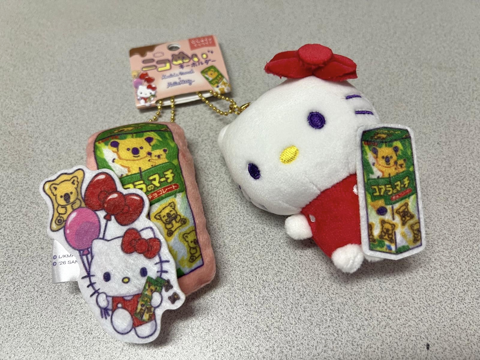 🎌日本直送🎌 Hello Kitty x 熊仔餅 對裝磁石公仔掛飾