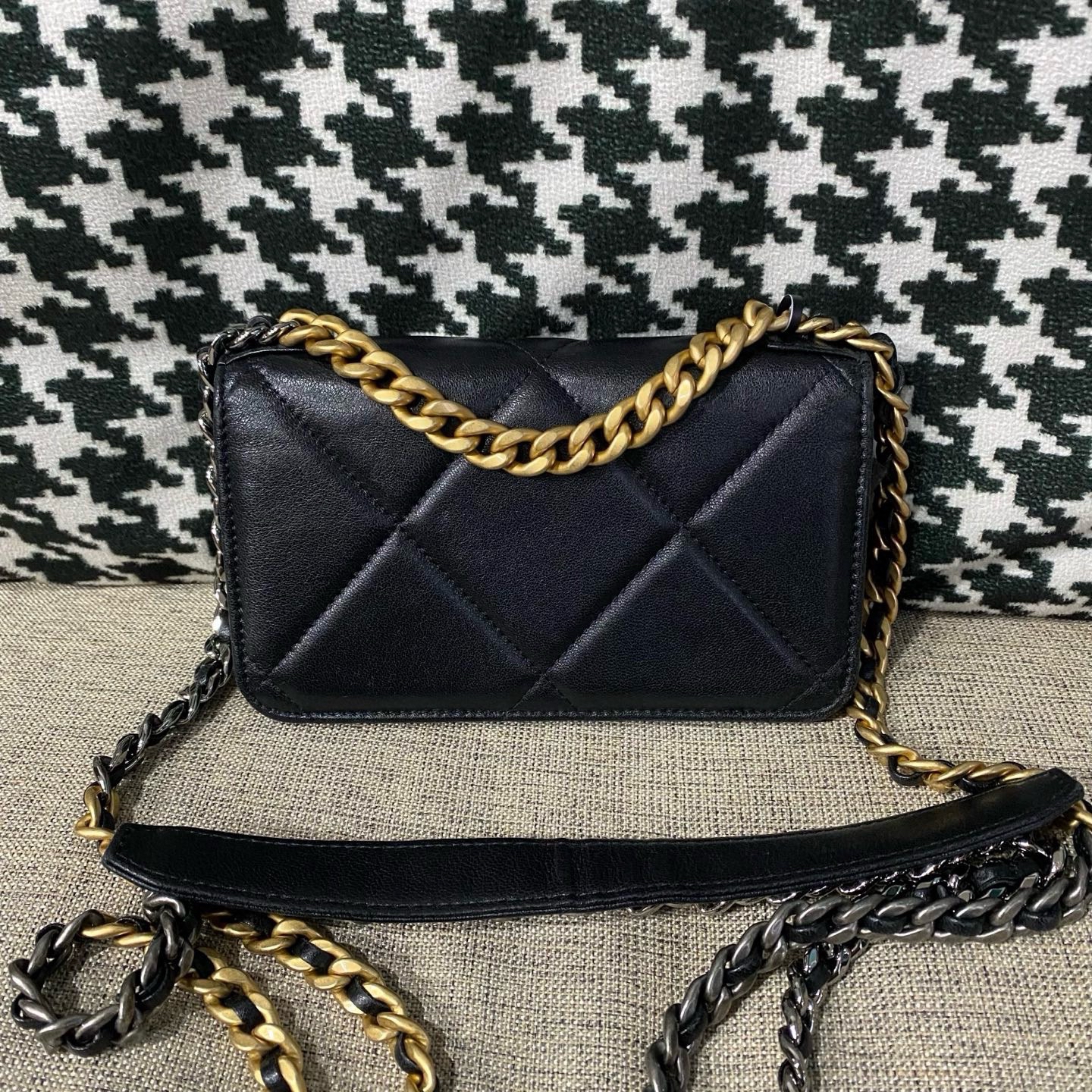 【預訂貨品】CHANEL雙色鏈woc