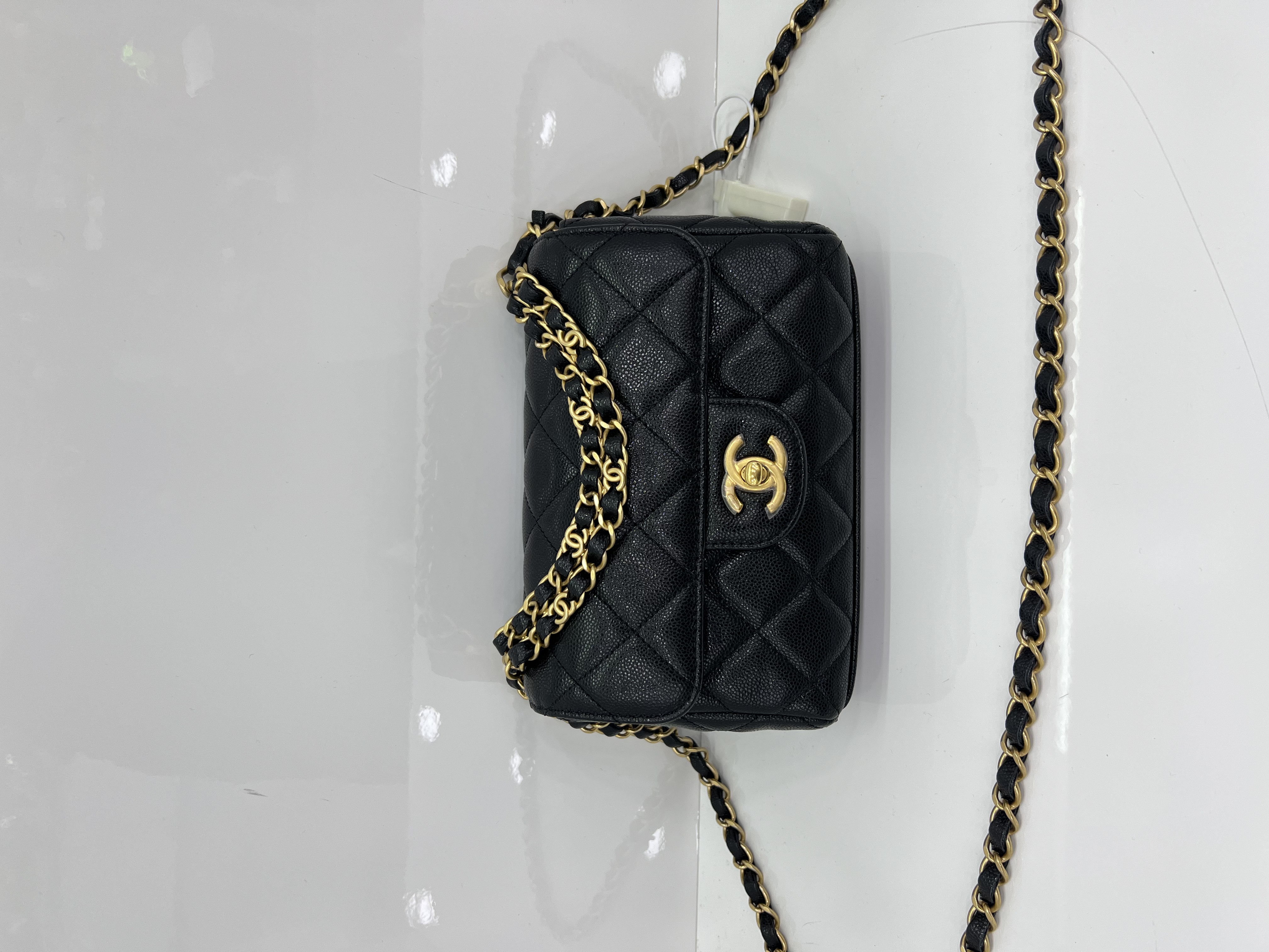 直播貨品 |  [1個-$100 2個-$300］EE42