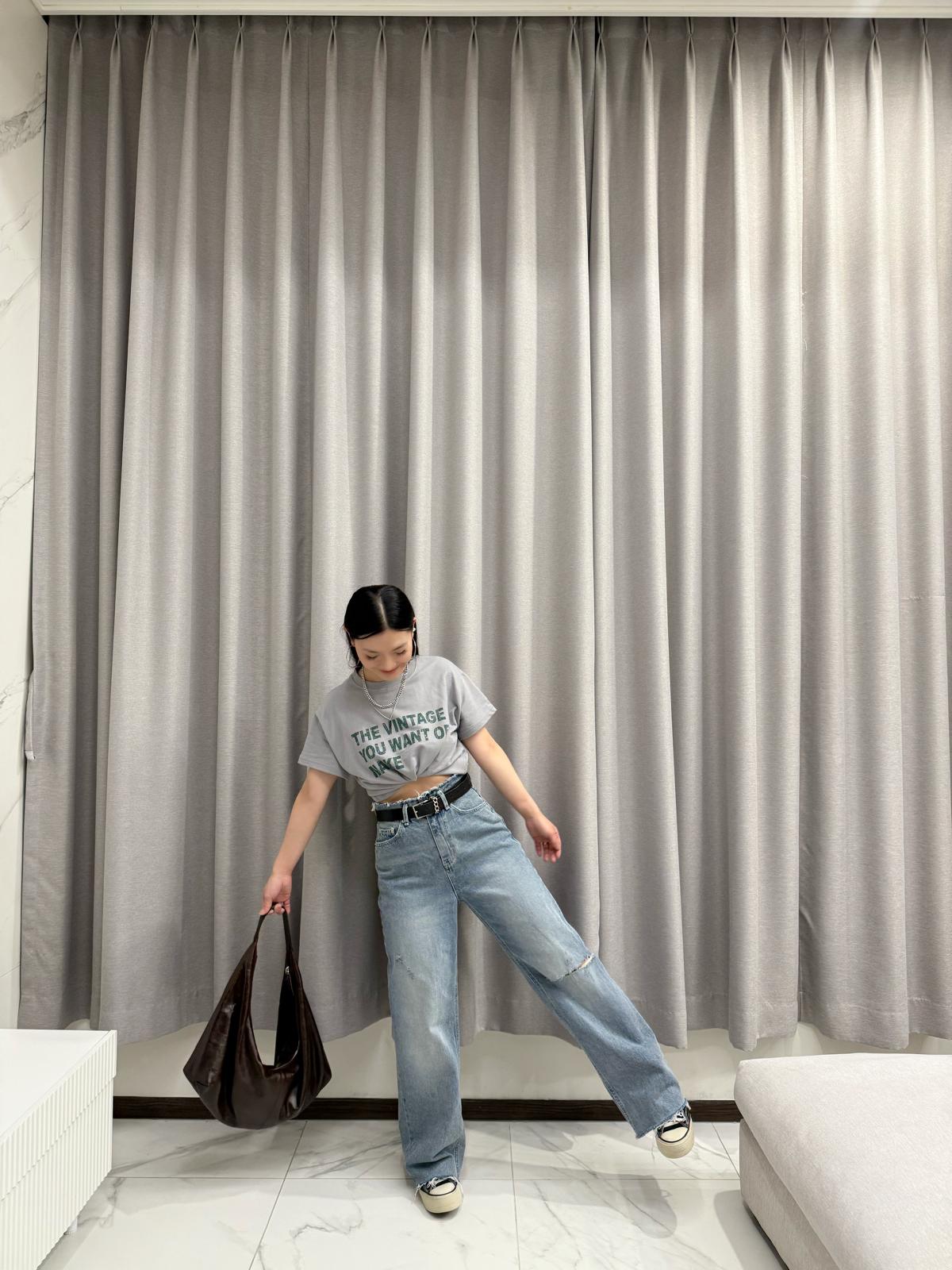 M01 前後擦色英文字Tee