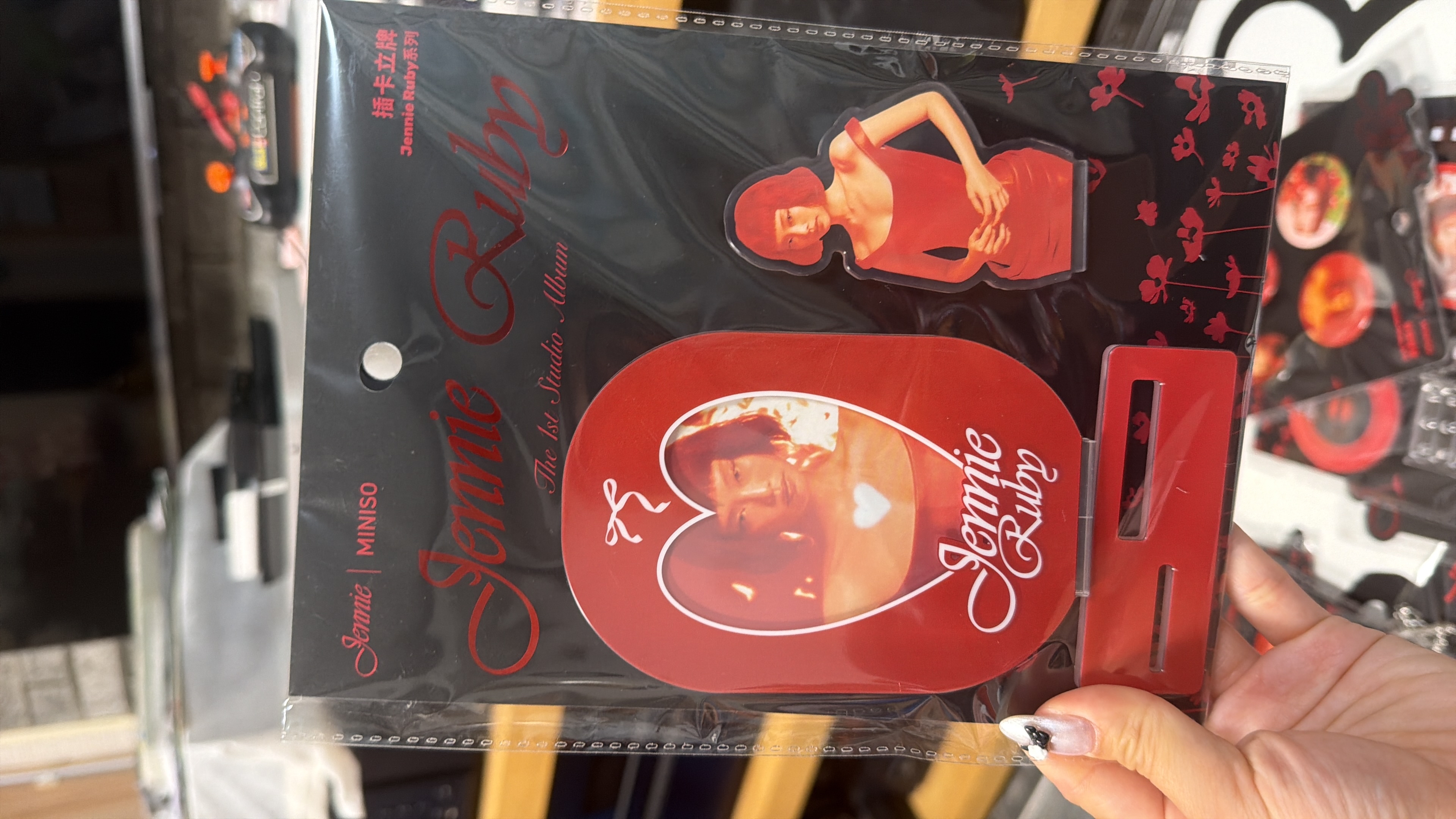 現貨 JENNIE RUBY X MINISO 立牌