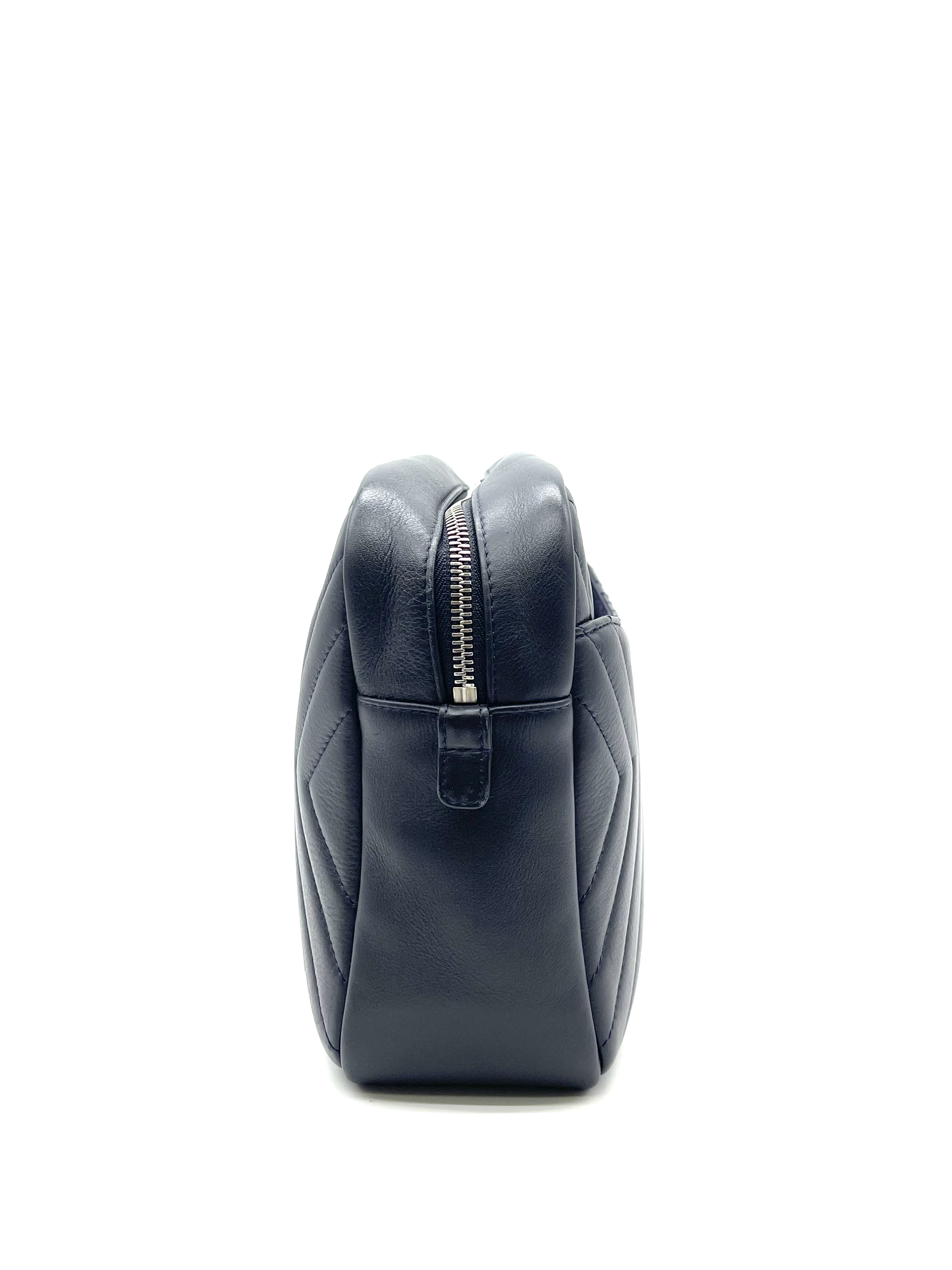 Pre-Owned CHANEL Chevron Camera Bag / Product Code: 26042605