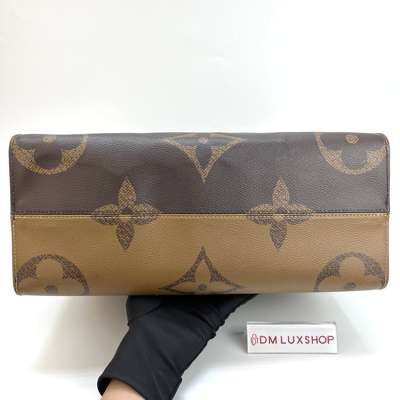 LV Monogram Reverse OnTheGo MM GHW