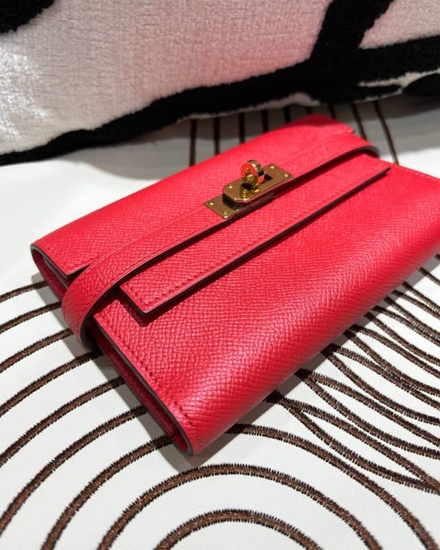 HERMES Kelly wallet Stamp A Epsom 牛皮金扣短銀包 100%Authentic,98%new ✅dust bag  