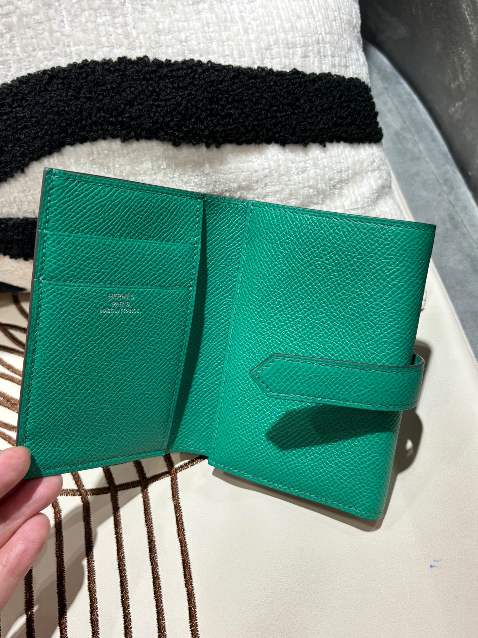 HERMES Bearn Compact Stamp Z Short Wallet Epsom Calfskin 牛皮帝王綠色 100%Authentic,98% new ✅box 