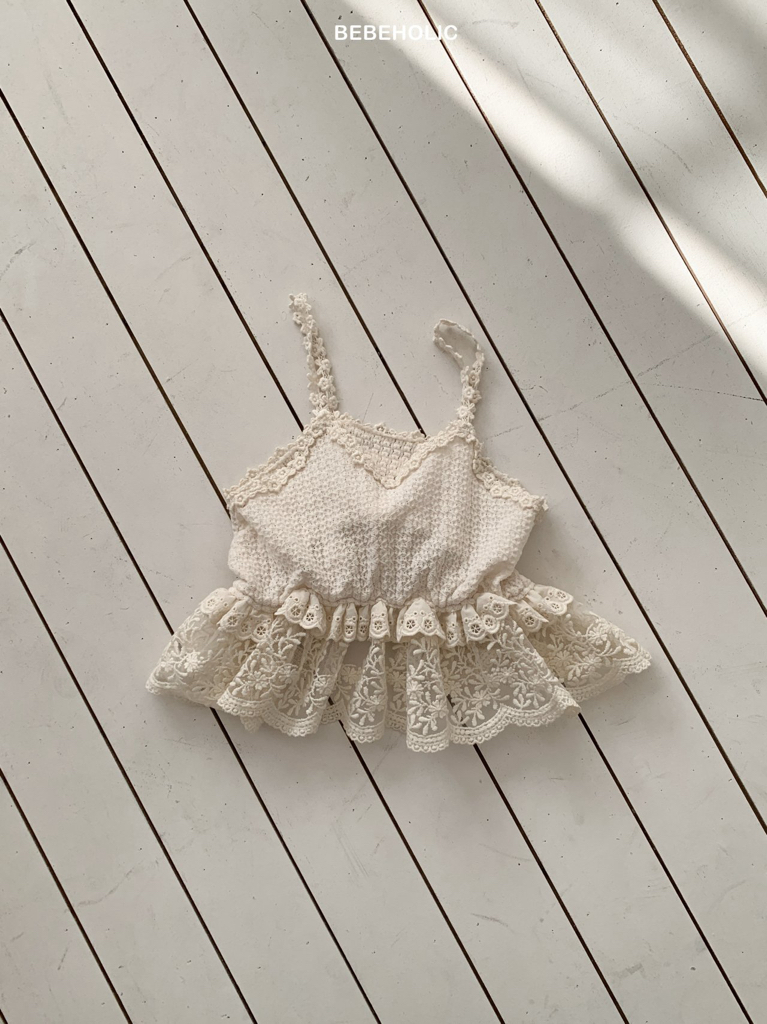🌸預訂 韓國直送🌸🇰🇷BEBEHOLIC兩色標籤蕾絲花邊吊帶胸衣