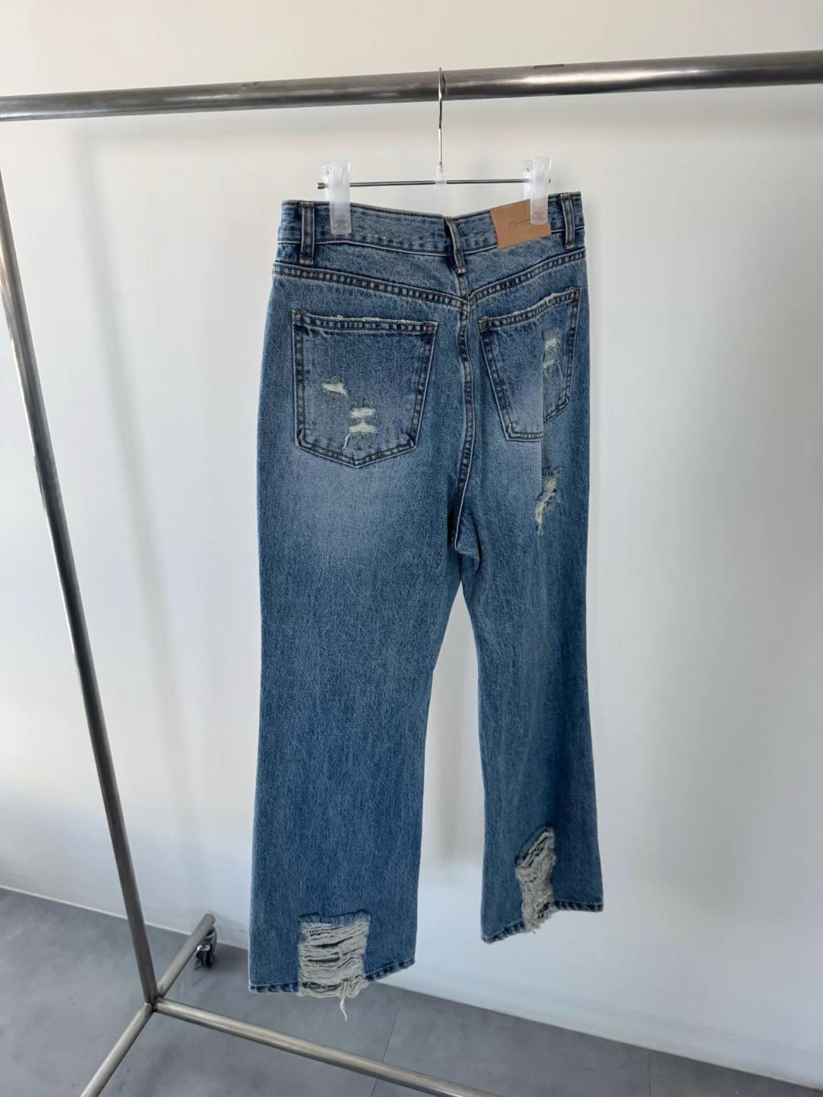 E19爛直腳牛仔褲