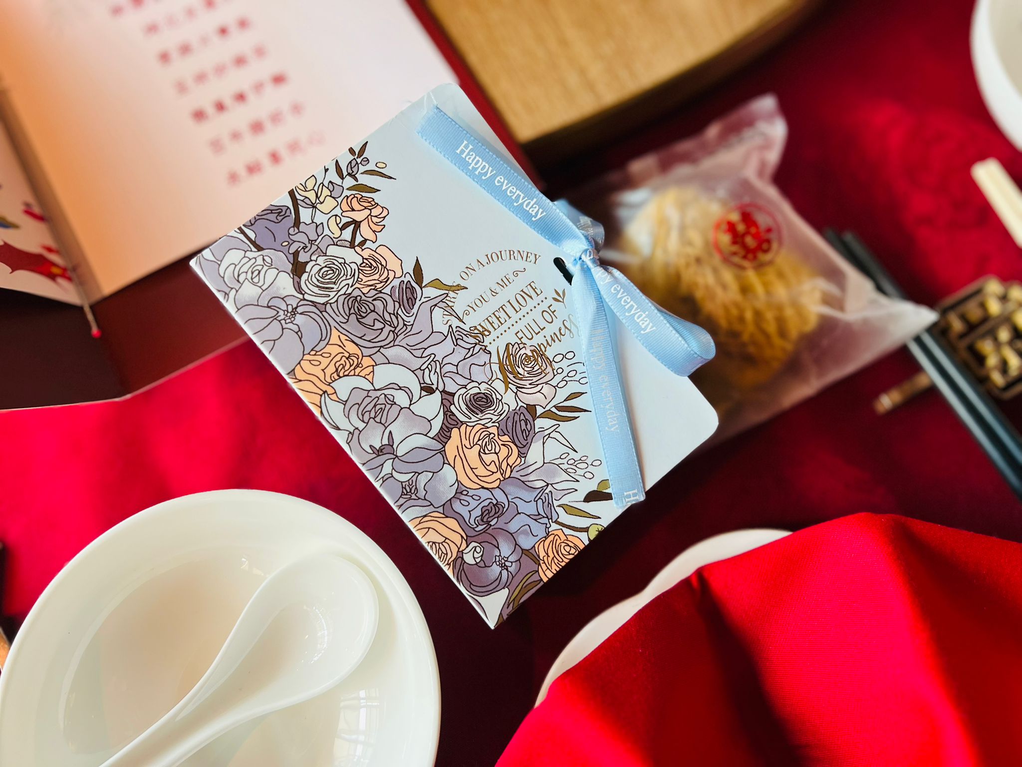 花園圖案小禮盒(內含2個麵)