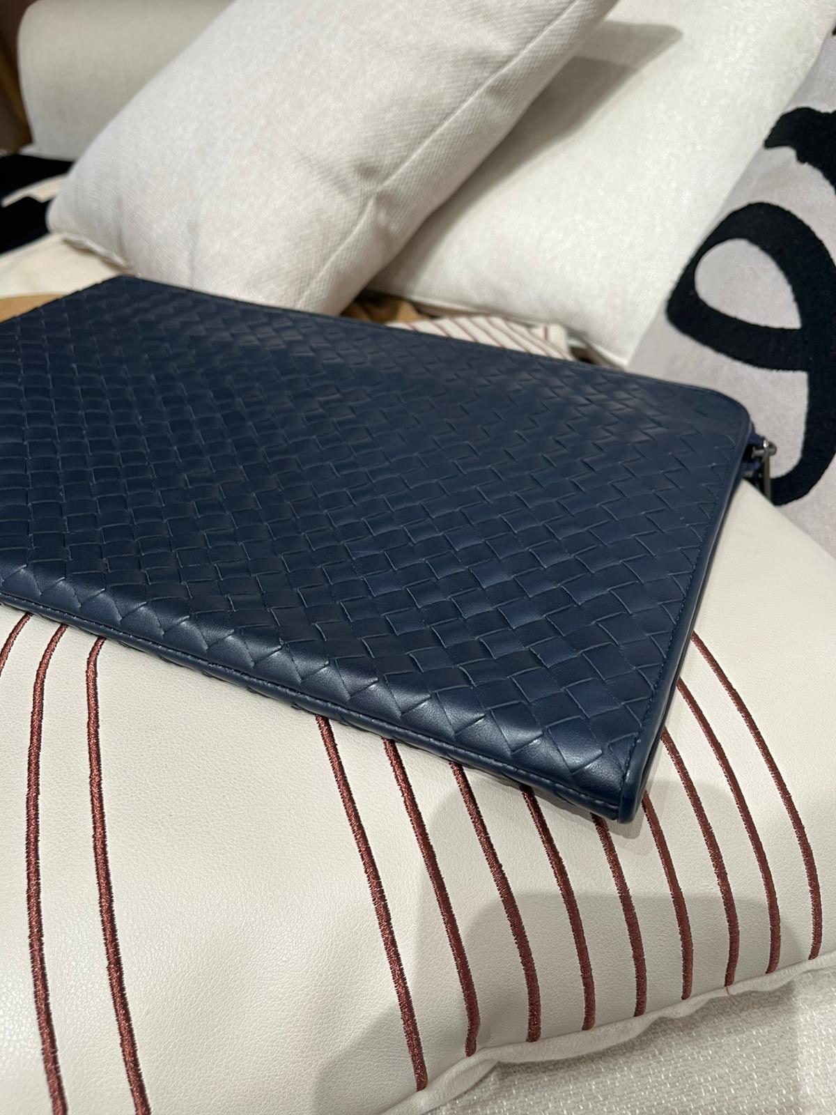 Bottega Veneta BV Clutch Bag 100%Authentic,98%new  