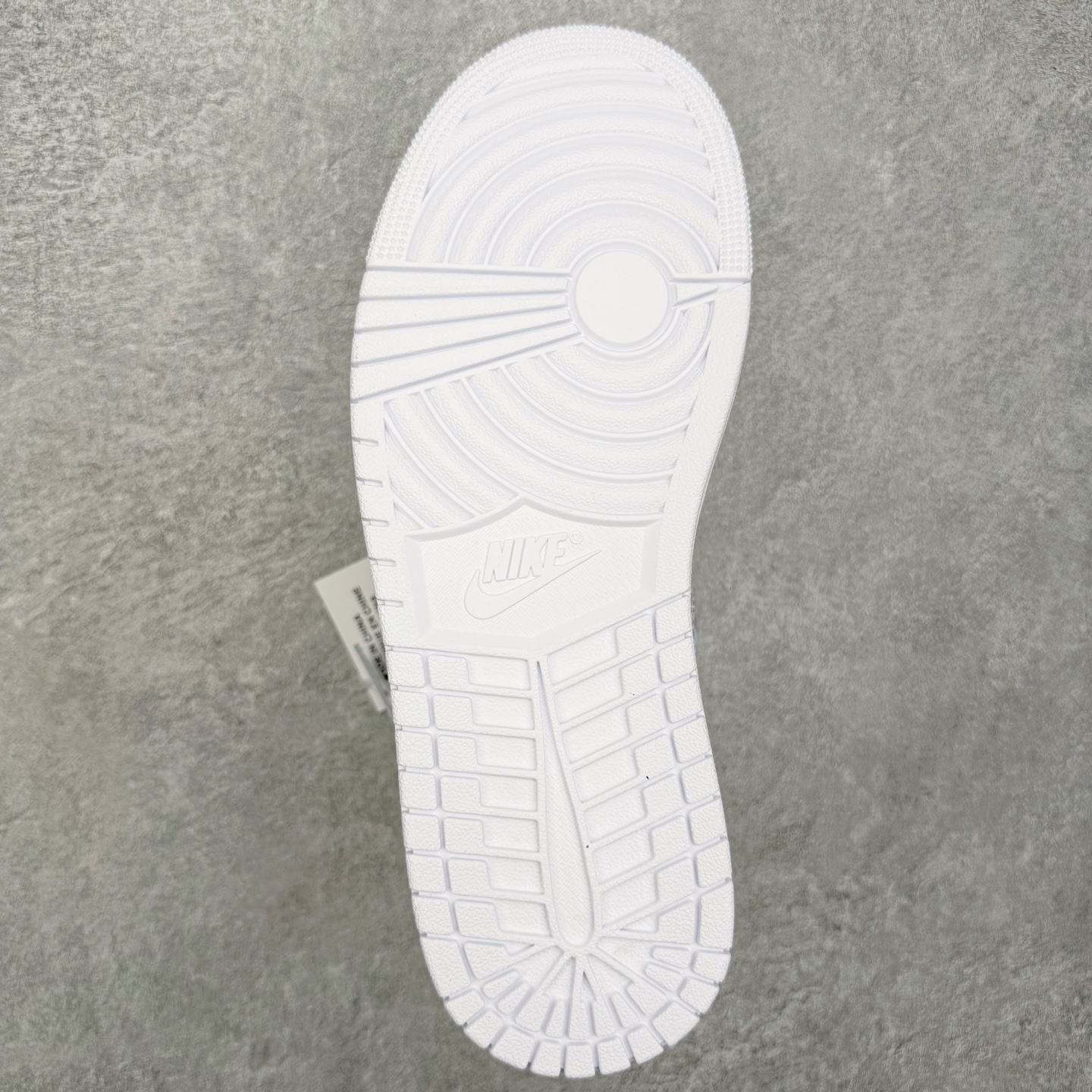 Off-White x Air Jordan 1 Retro High "White" AA3834-100 