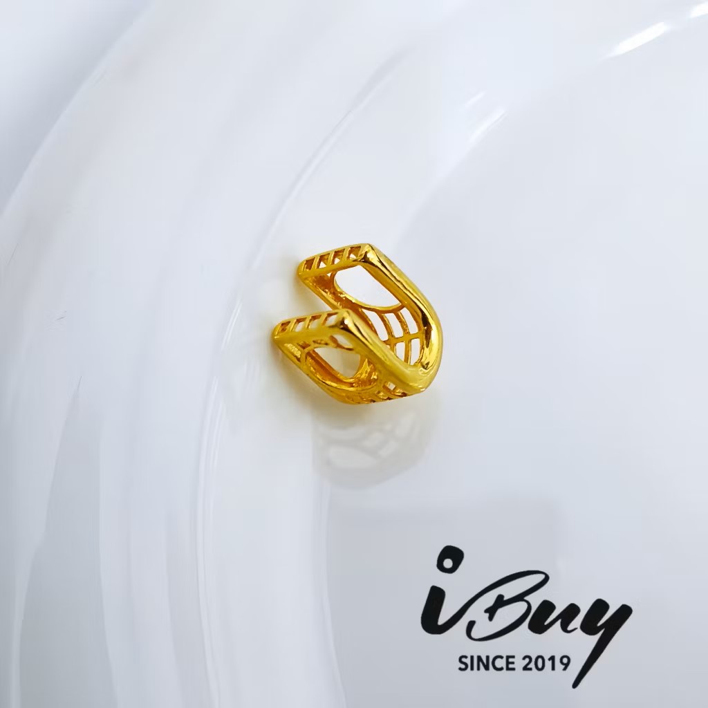 916 GOLD H ALPHABET CHARM BEAD 916 金 H 字母串咀