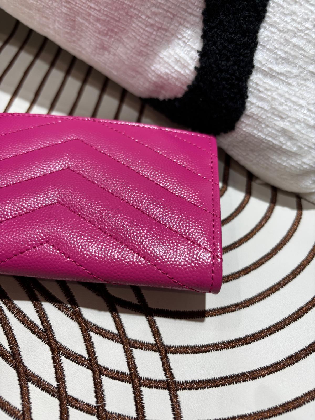 YSL SAINT LAURENT Caviar Cassandre Card Holder 粒紋小牛皮卡套  Card Holder Calfskin 100%Authentic, 99%New 