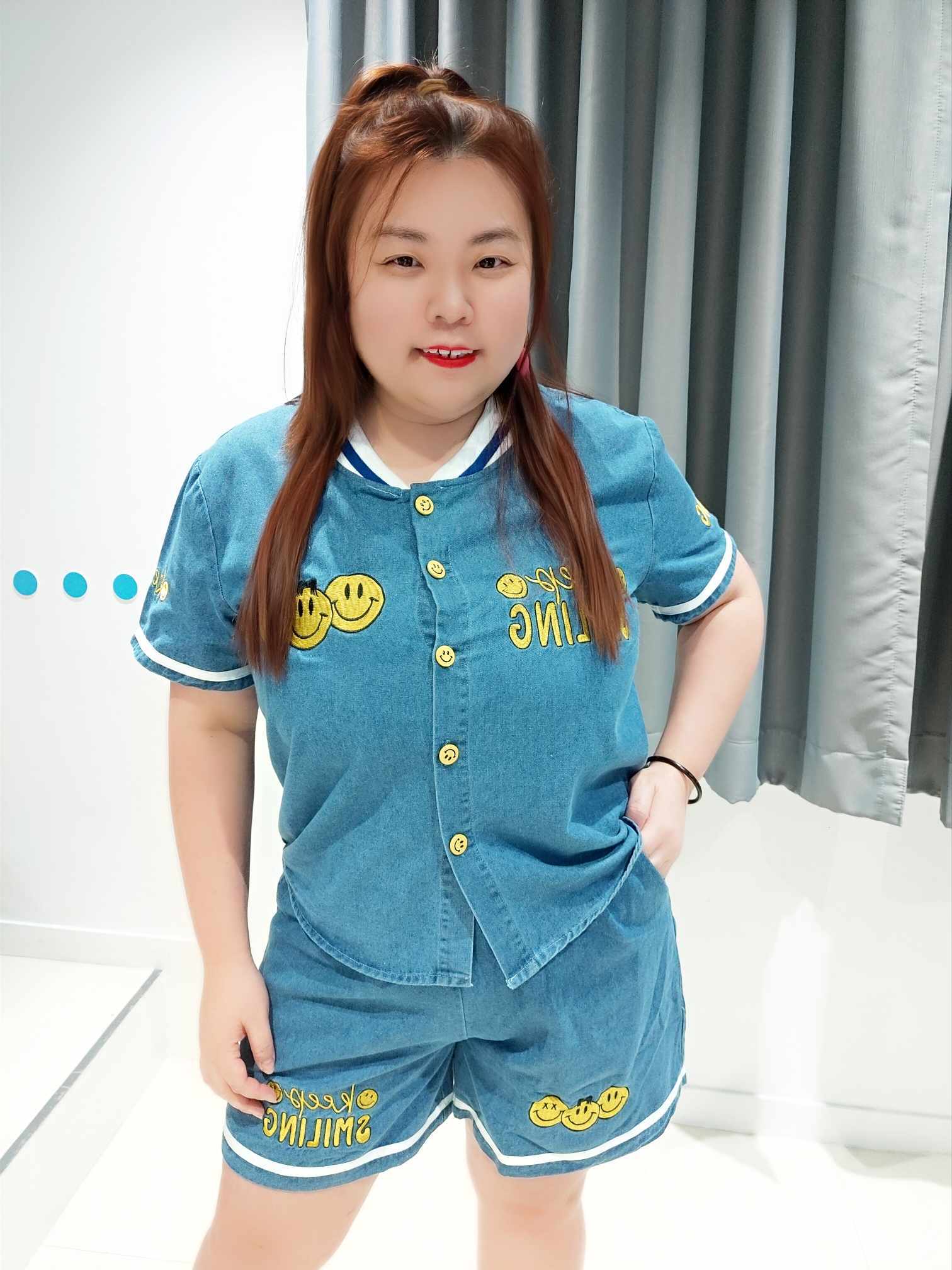 ENC03 刺绣笑脸牛仔套装