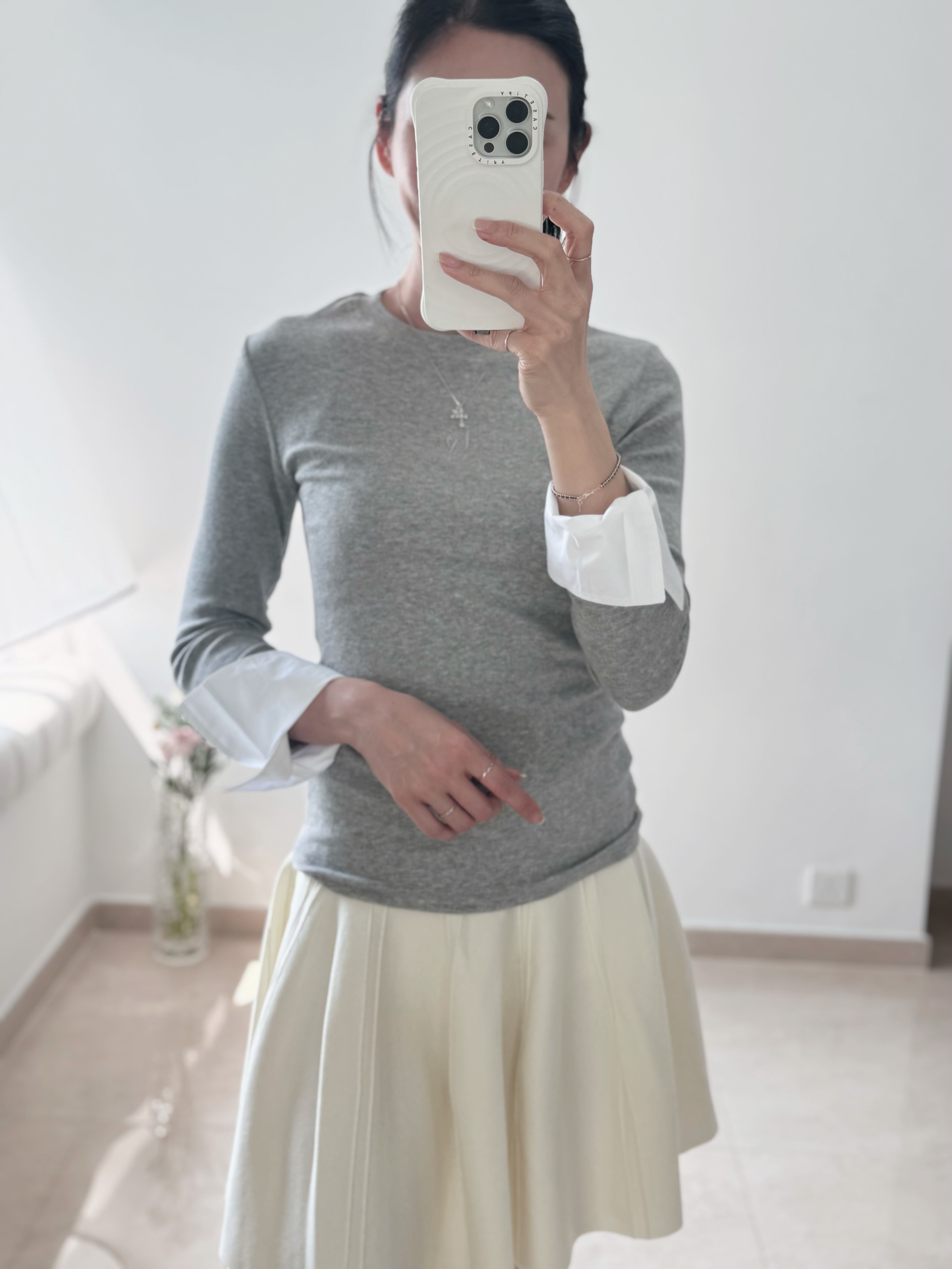 Stylish 3D cut ruffle knit skirt