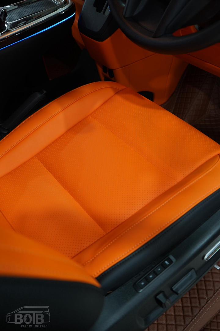 HIACE FRONT SEAT OEM AGH30 / UNI-ST-6012-XTD