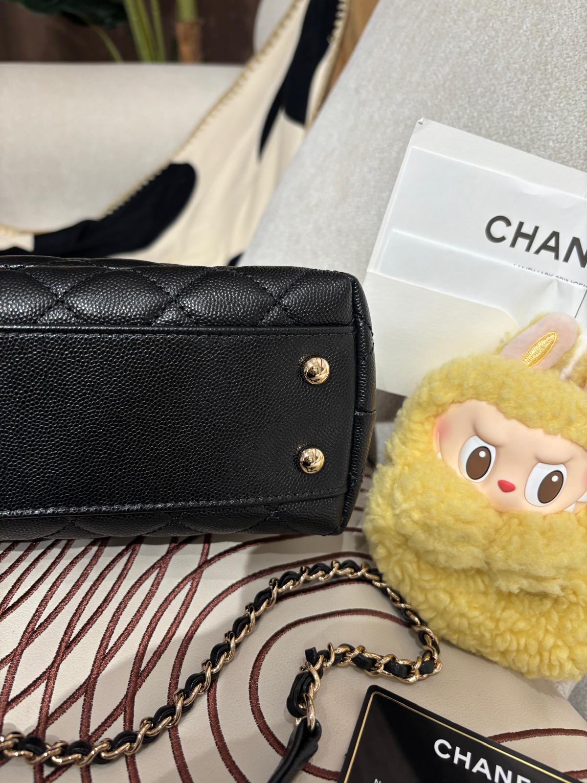 Chanel coco handle small 黑色荔枝牛皮 100%Authentic ,98%new  ✅專門店收據✅31card✅dust bag✅box 