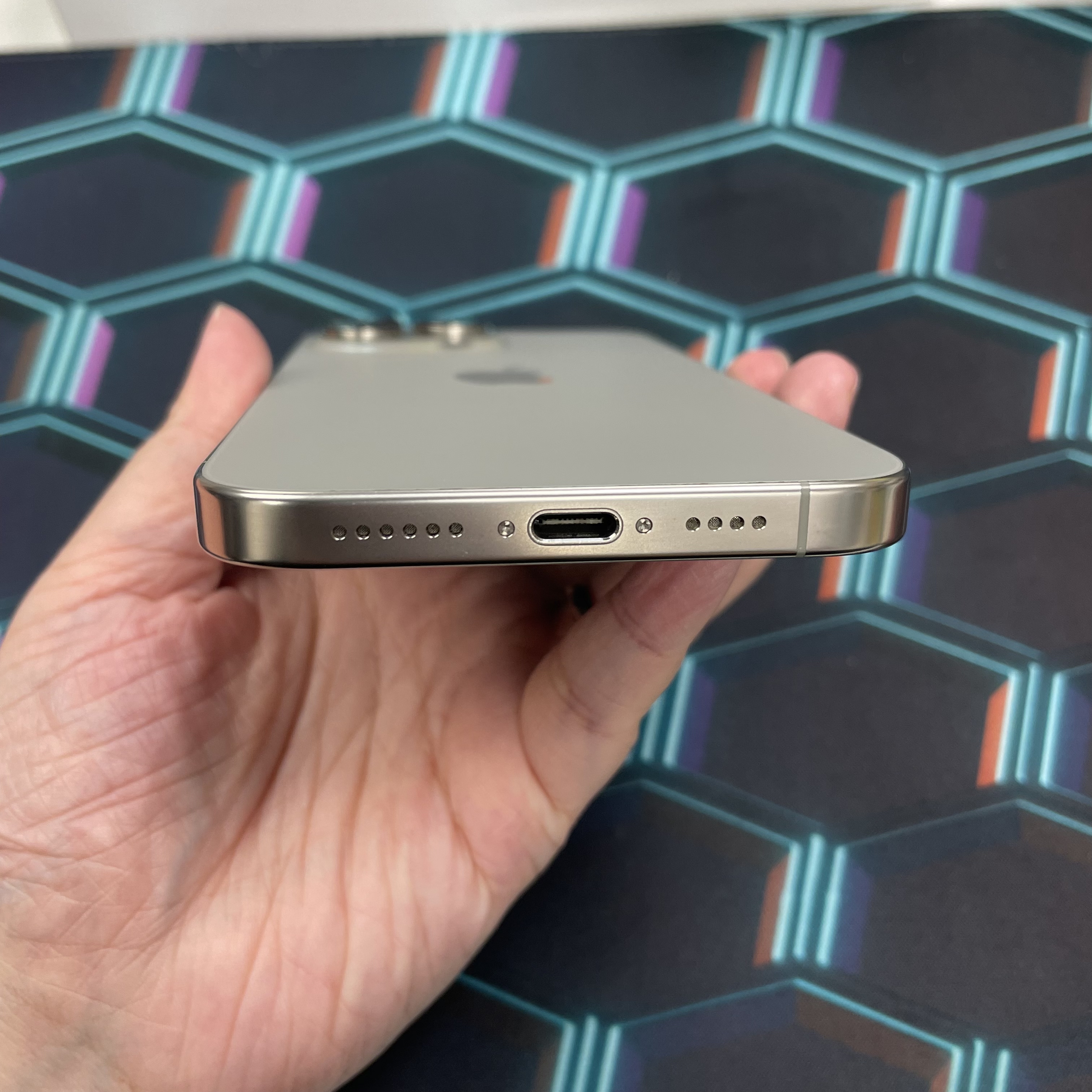 *6257 16 Pro max 勁靚機 256GB 電90 原色 gray