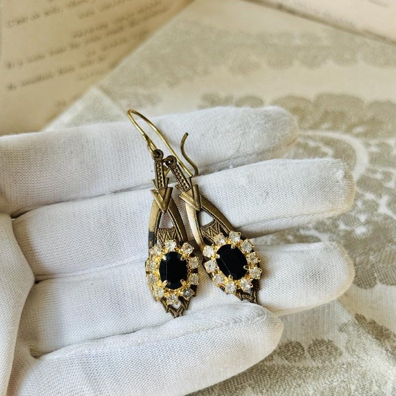 Vintage Recomposed New Old Stock Art Deco Shaped Rhinestone Hook Earrings(NZ072)
