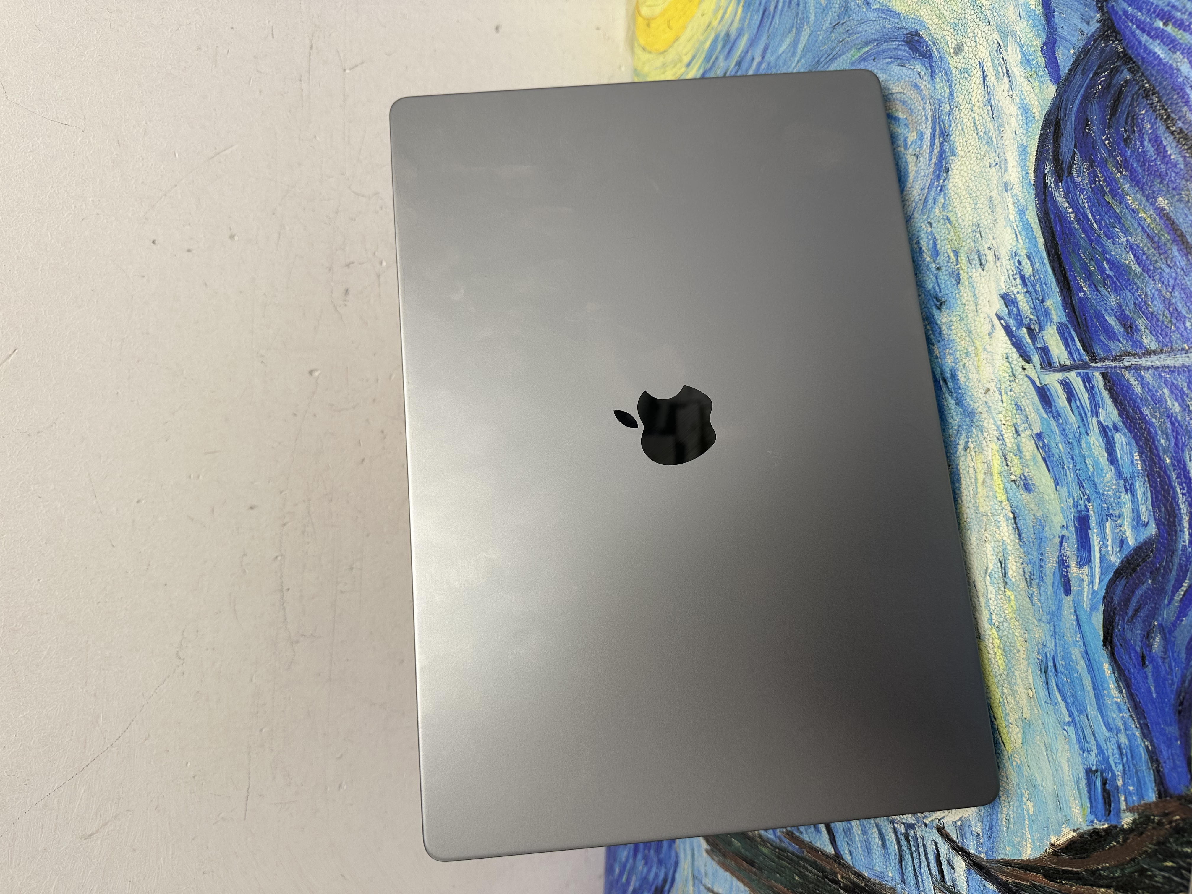 #6185 未使用品 APPLE  MacBook Pro 2022/M2 Pro CPU/32GB Ram/2TB SSD/19核心GPU/12核心 CPU/Liquid Retina XDR Mon/16寸/太空灰 / Gaming Laptop / Notebook / Laptop / PC / Movie / Netflix / Premium/