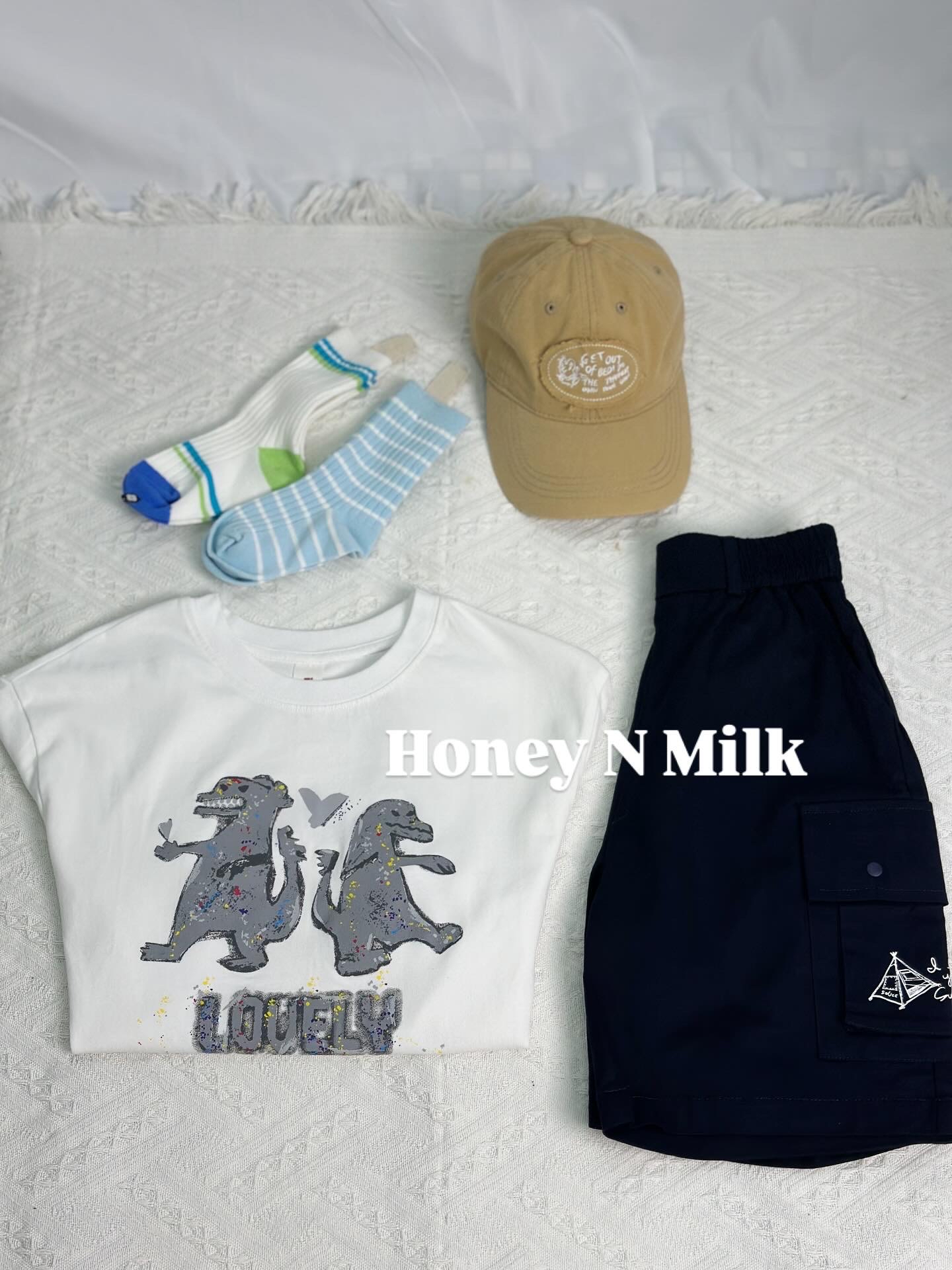 In-Sharm Grey Dino White Oversized Top