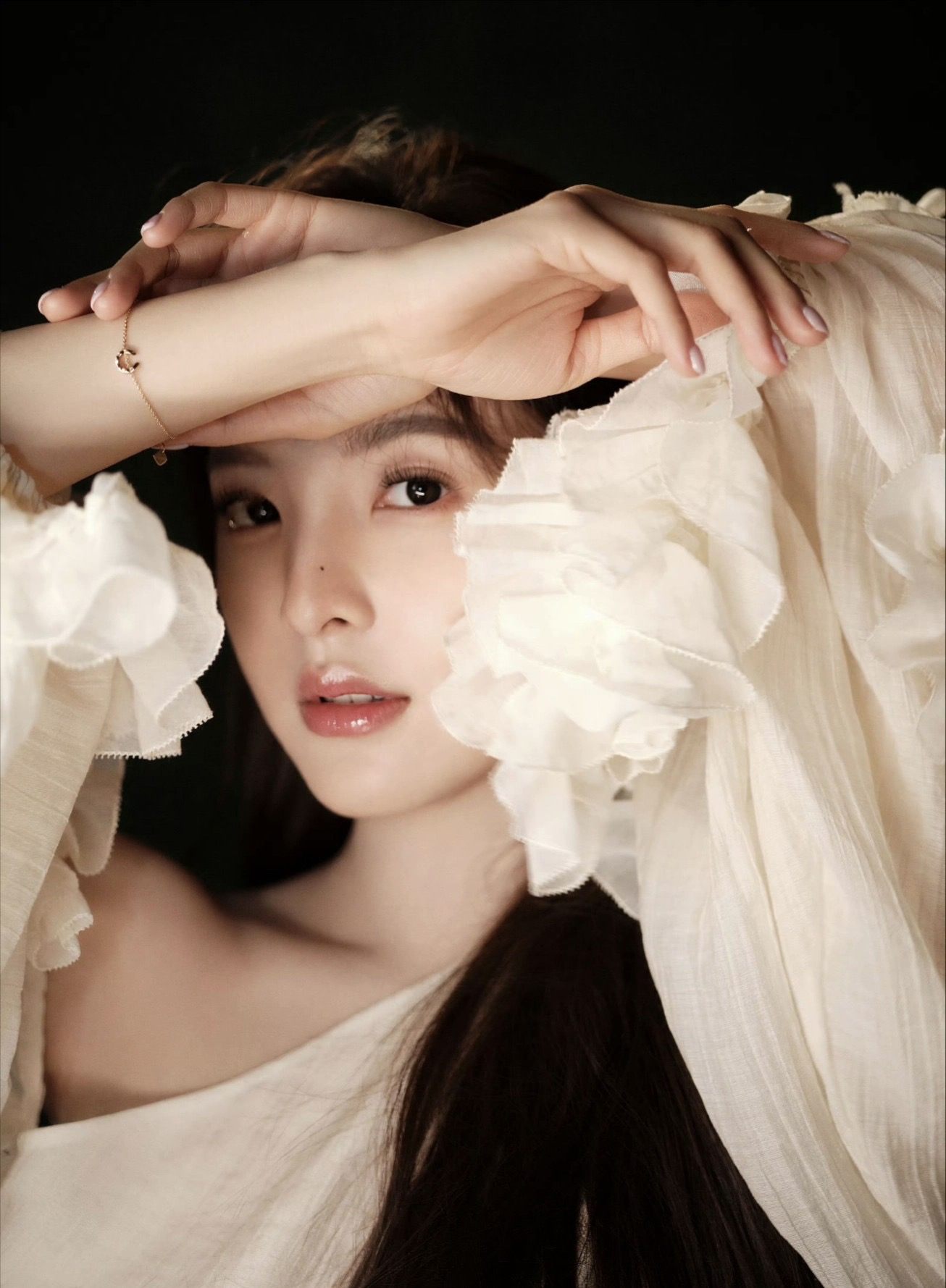 CHANEL香奈兒 Coco手鍊 18k米金色 半圓形扣設計 時尚款女士首飾