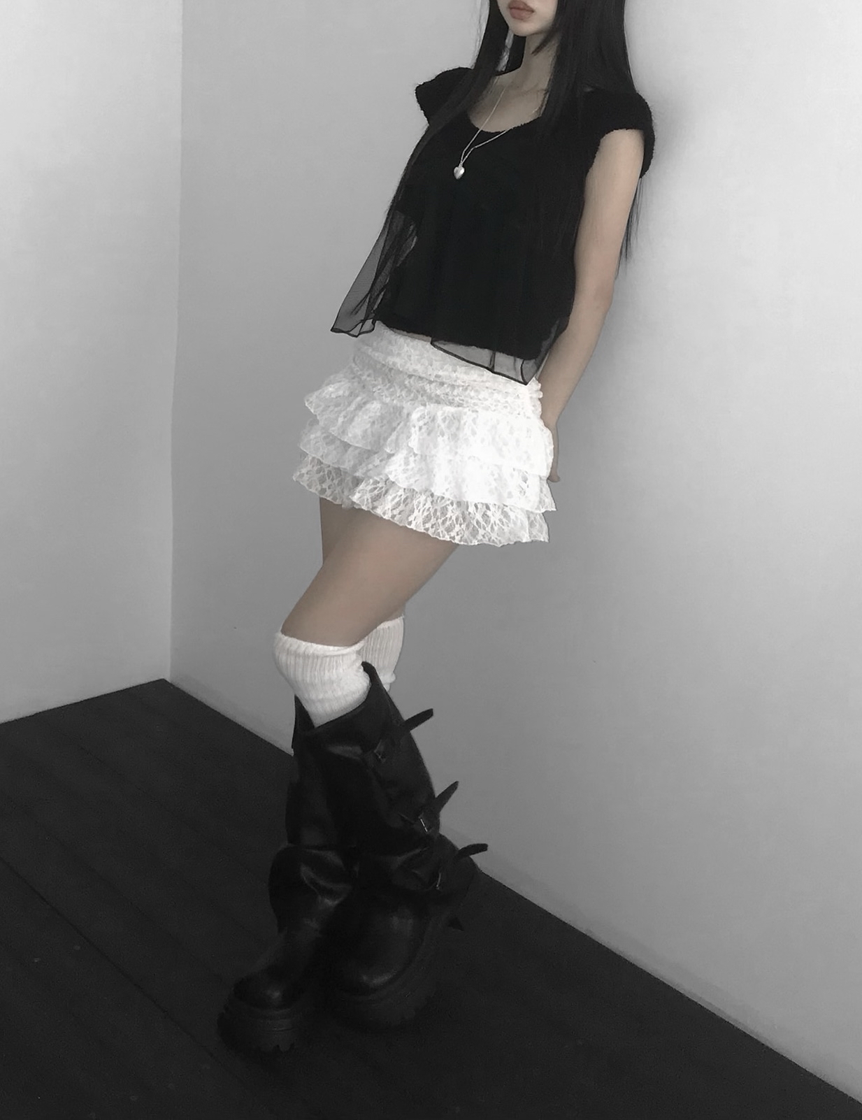 Tiered Ruffled Lace Mini Skirt