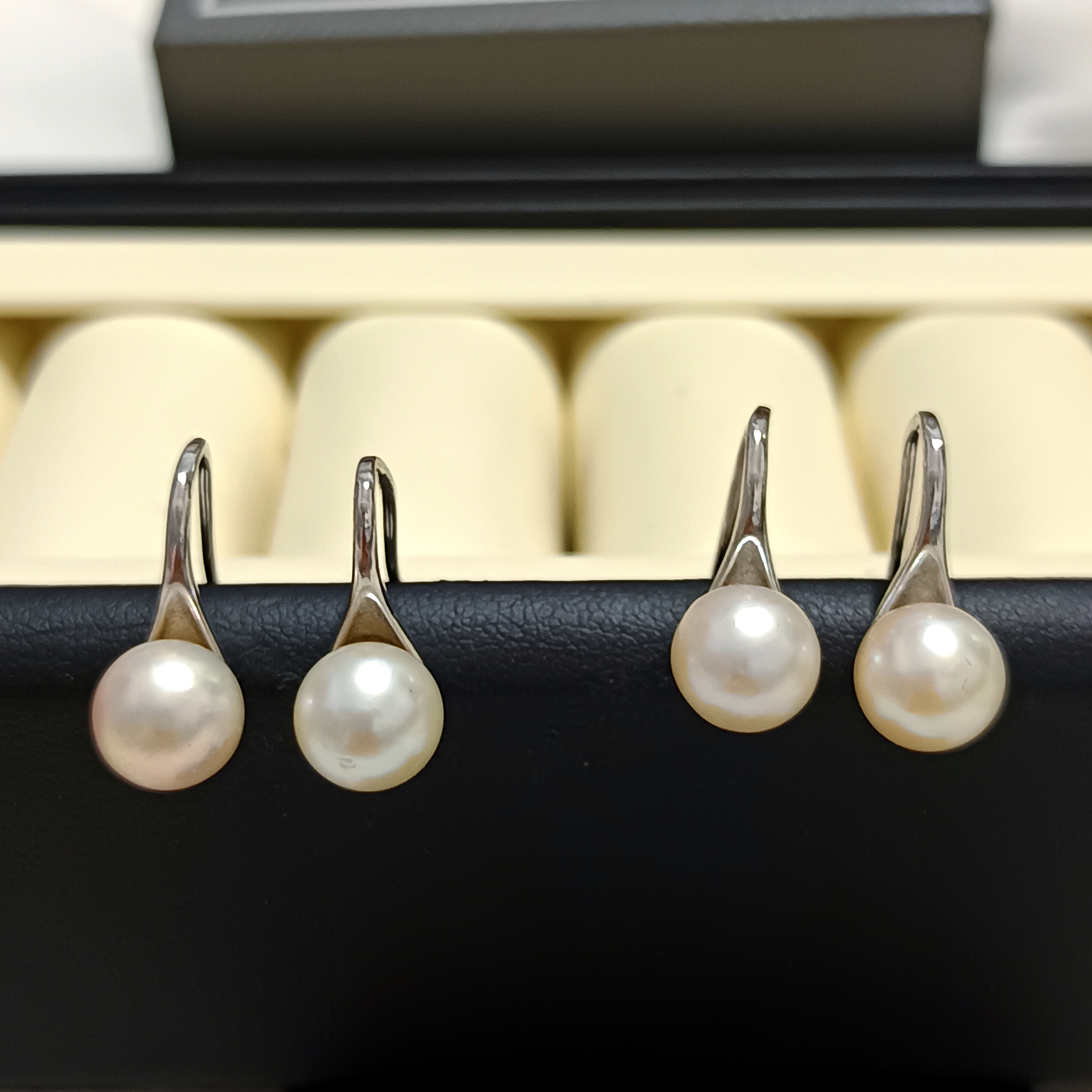 近正圓強光日本akoya 海水珍珠s925銀高跟鞋耳勾