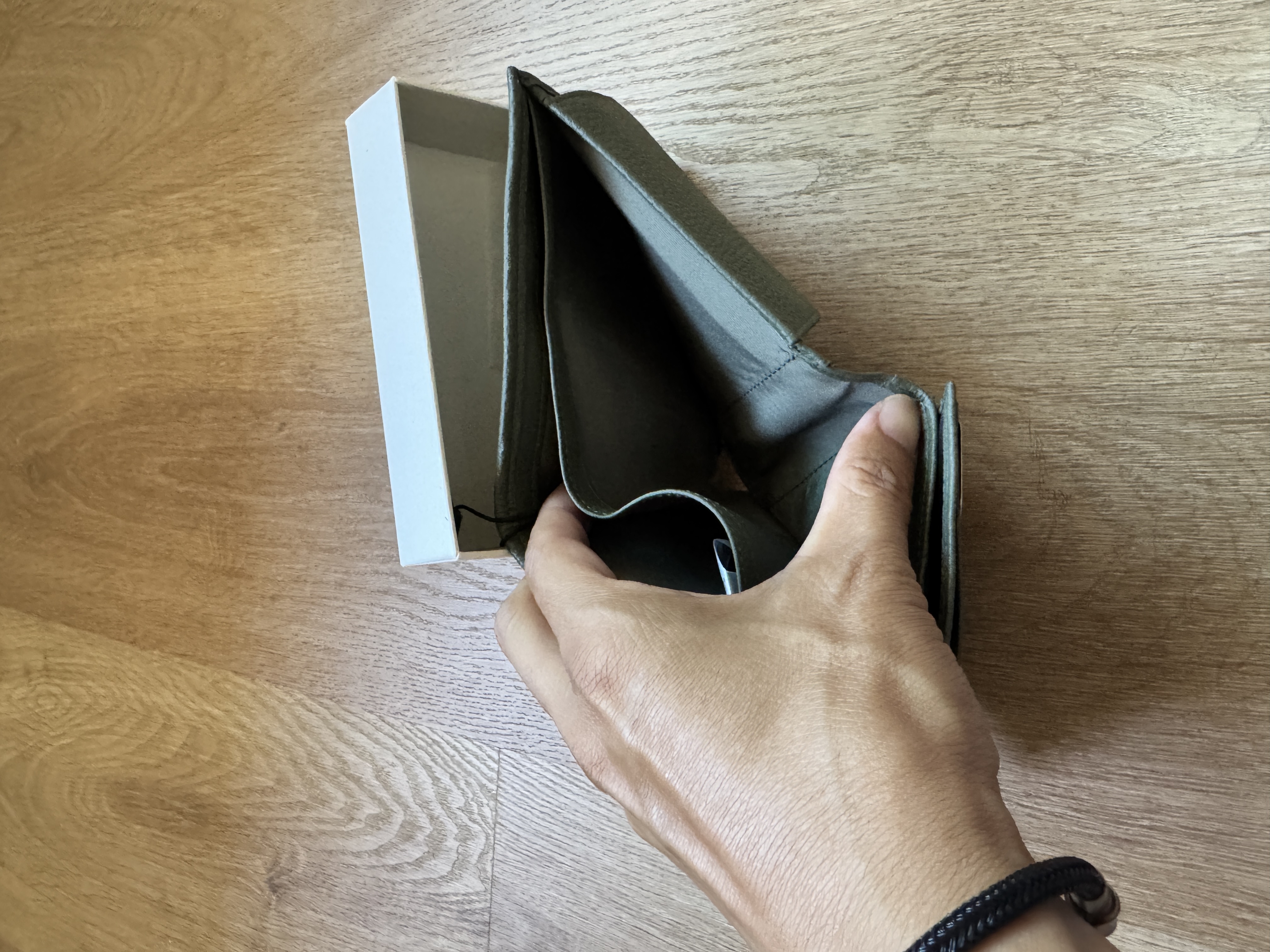Calvin Klein綠色皮銀包 (香港現貨)