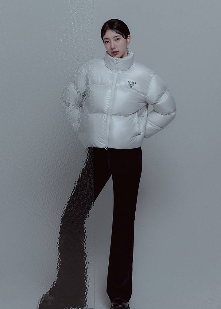 🇰🇷Guess 短款亮面鸭绒羽绒服 浅灰色✨