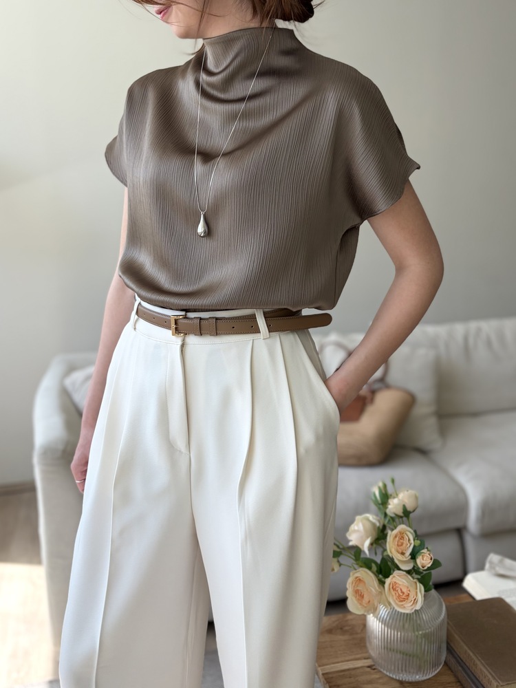 Claudette Silky Pleated Top (Brown)