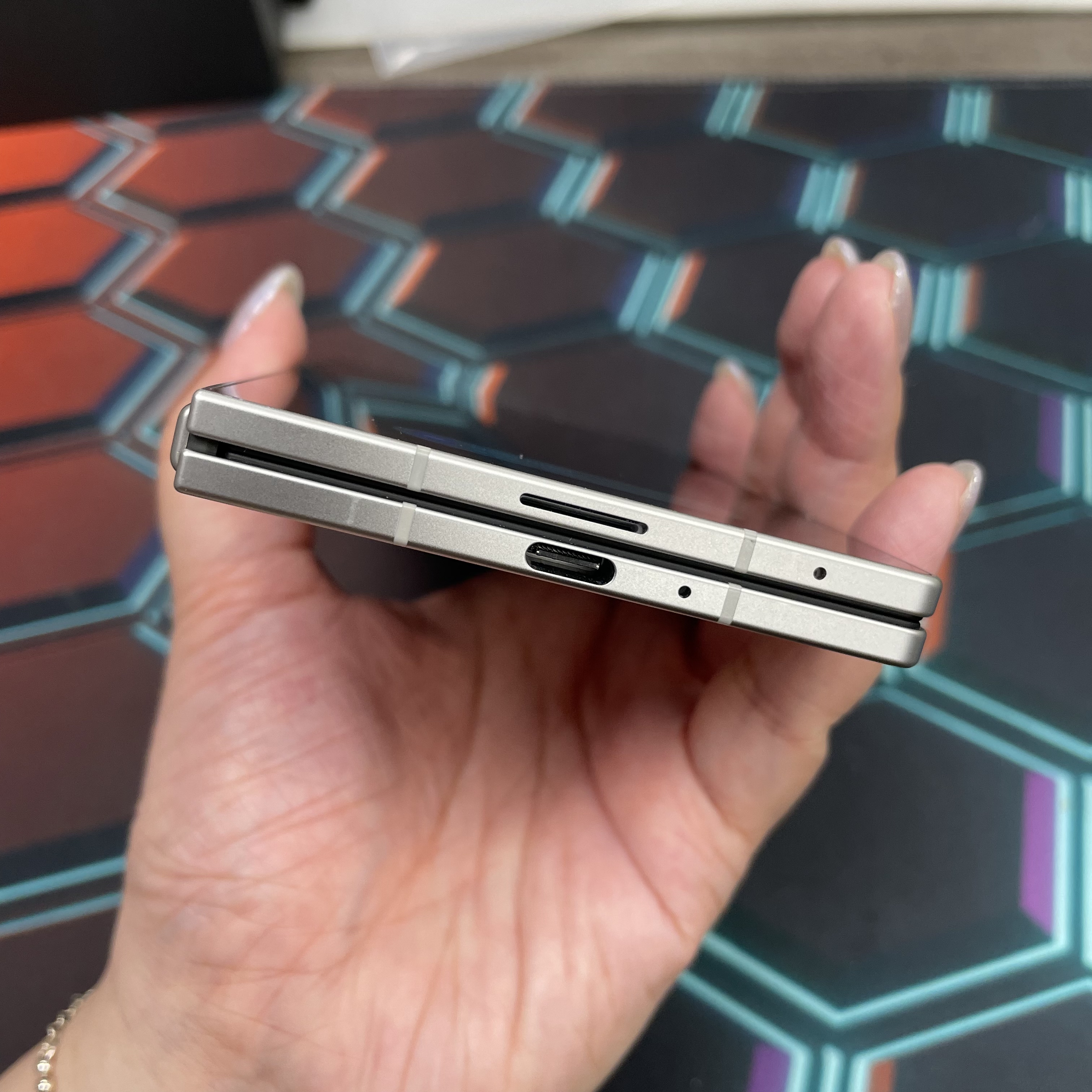 *6898 Galaxy Z Fold 7 完美機 12+256GB gray 灰色