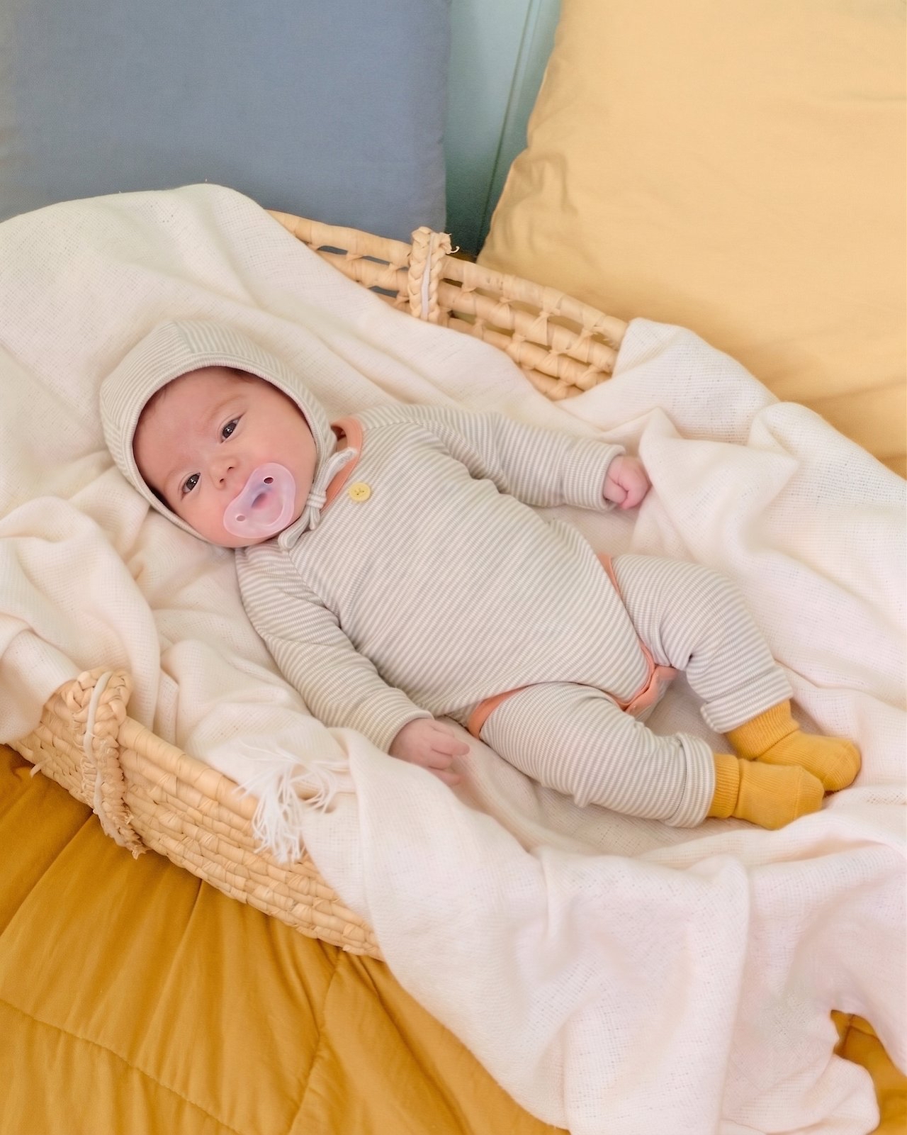 OOTT | (bebe) Vanilla Latte Suit set