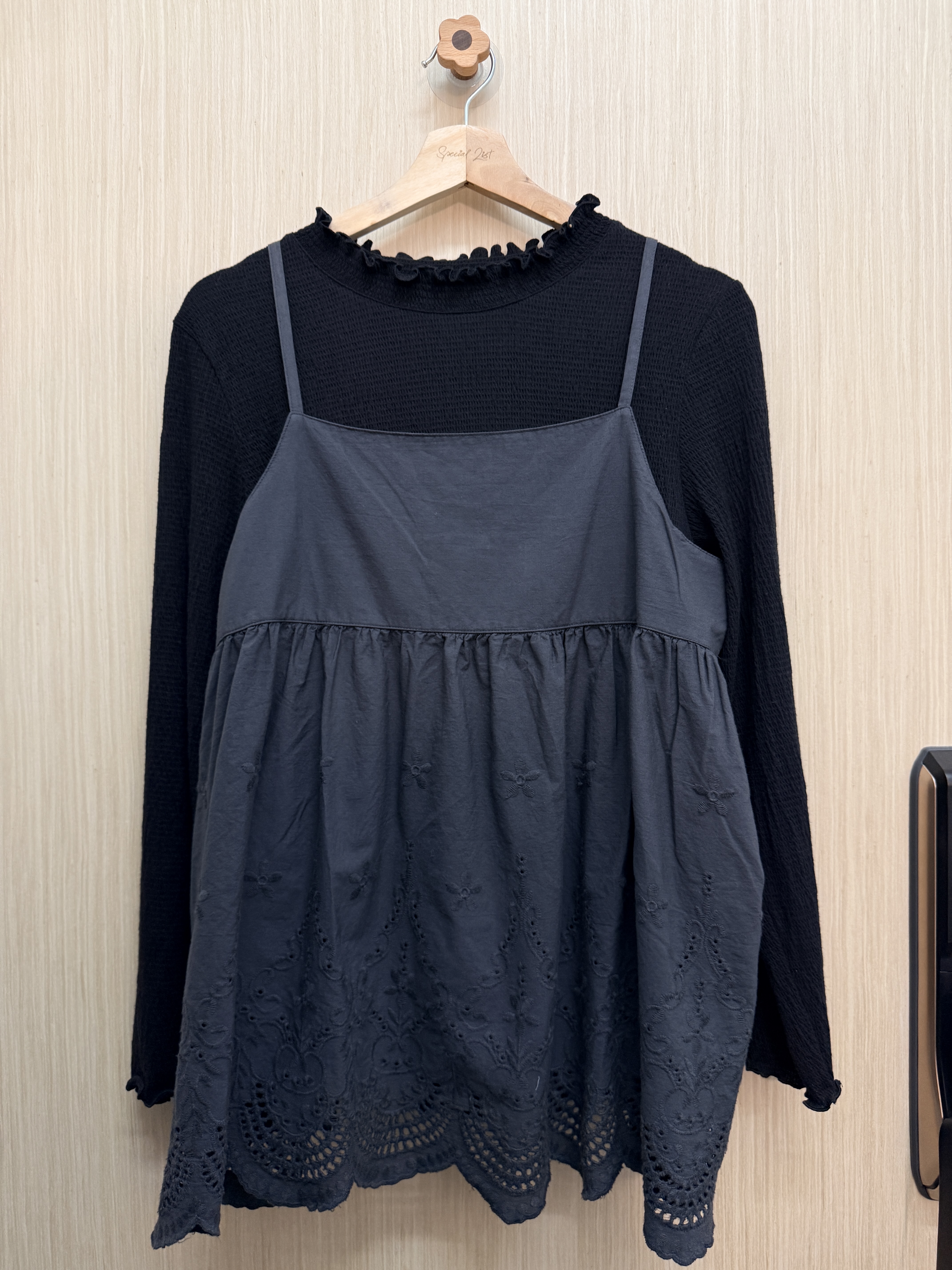 平口通花吊帶（炭灰色）