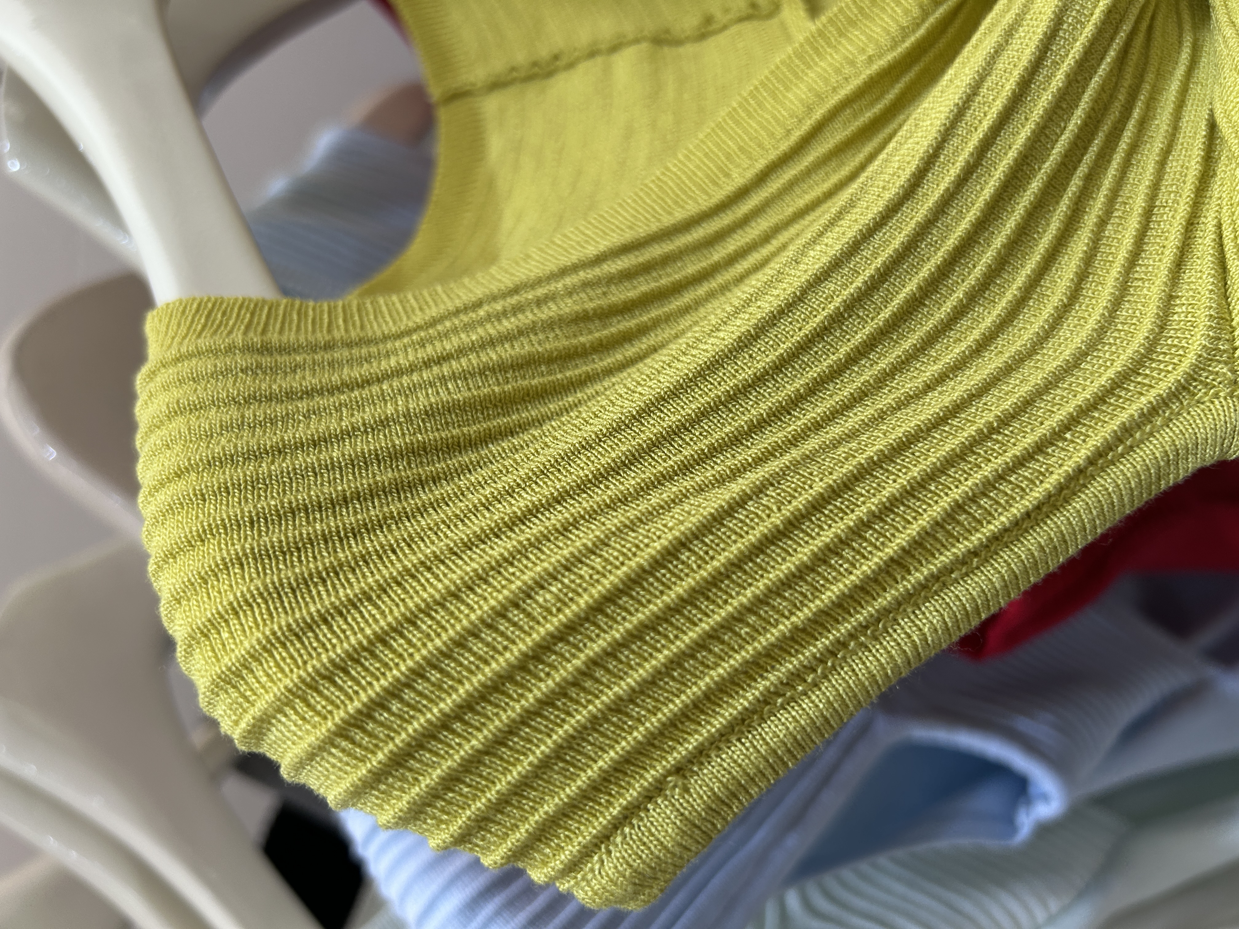 👊🏻工廠源頭直擊！馬卡龍色系針織上衣