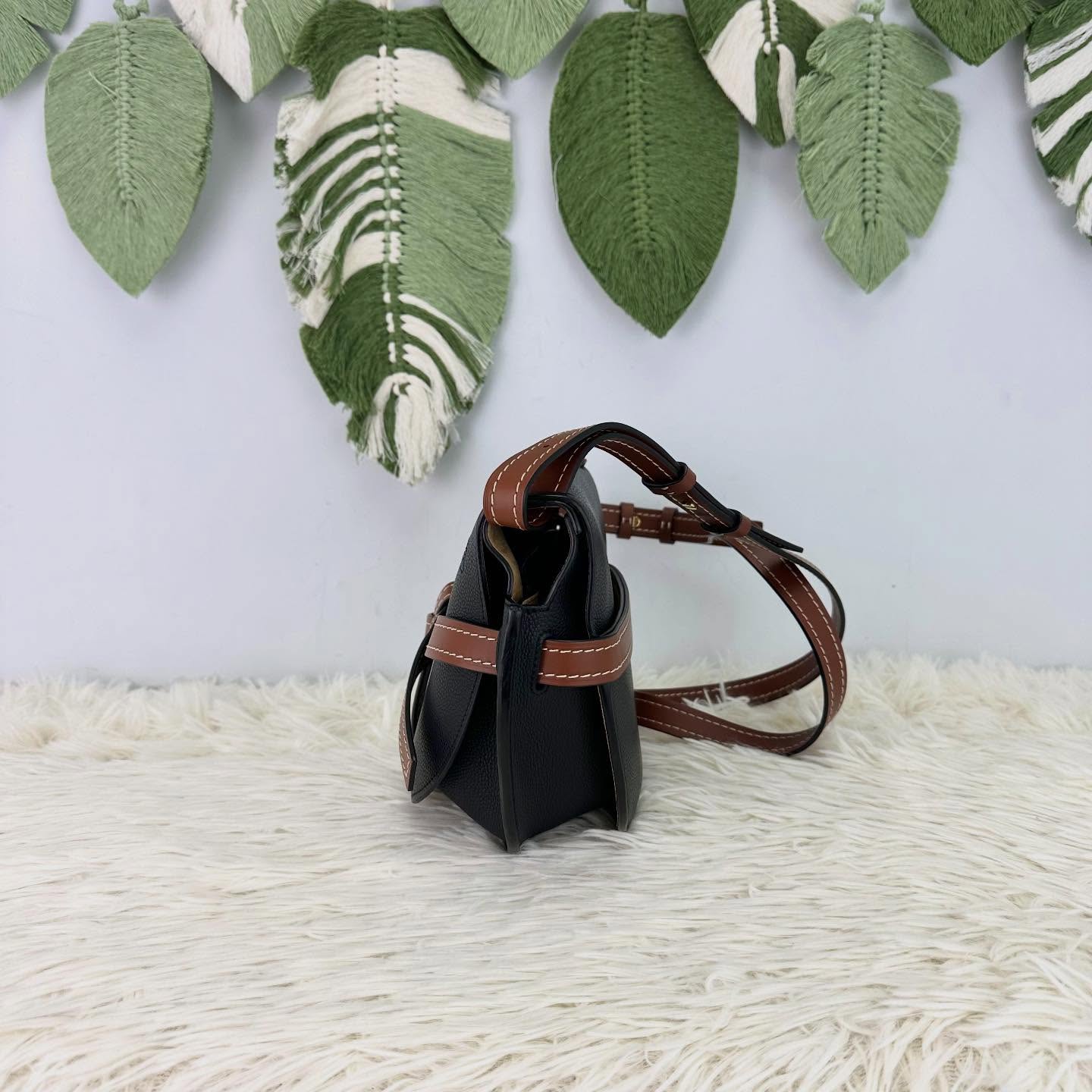 LOEWE 🤍PRE OWNED 黑色拼啡色金扣 Gate Small Size 單肩斜肩包🤎