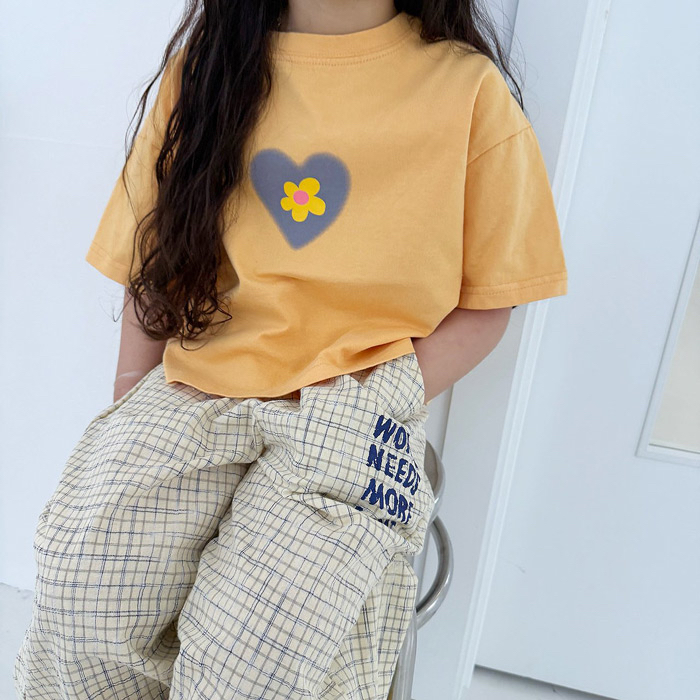 🇰🇷middle name tee