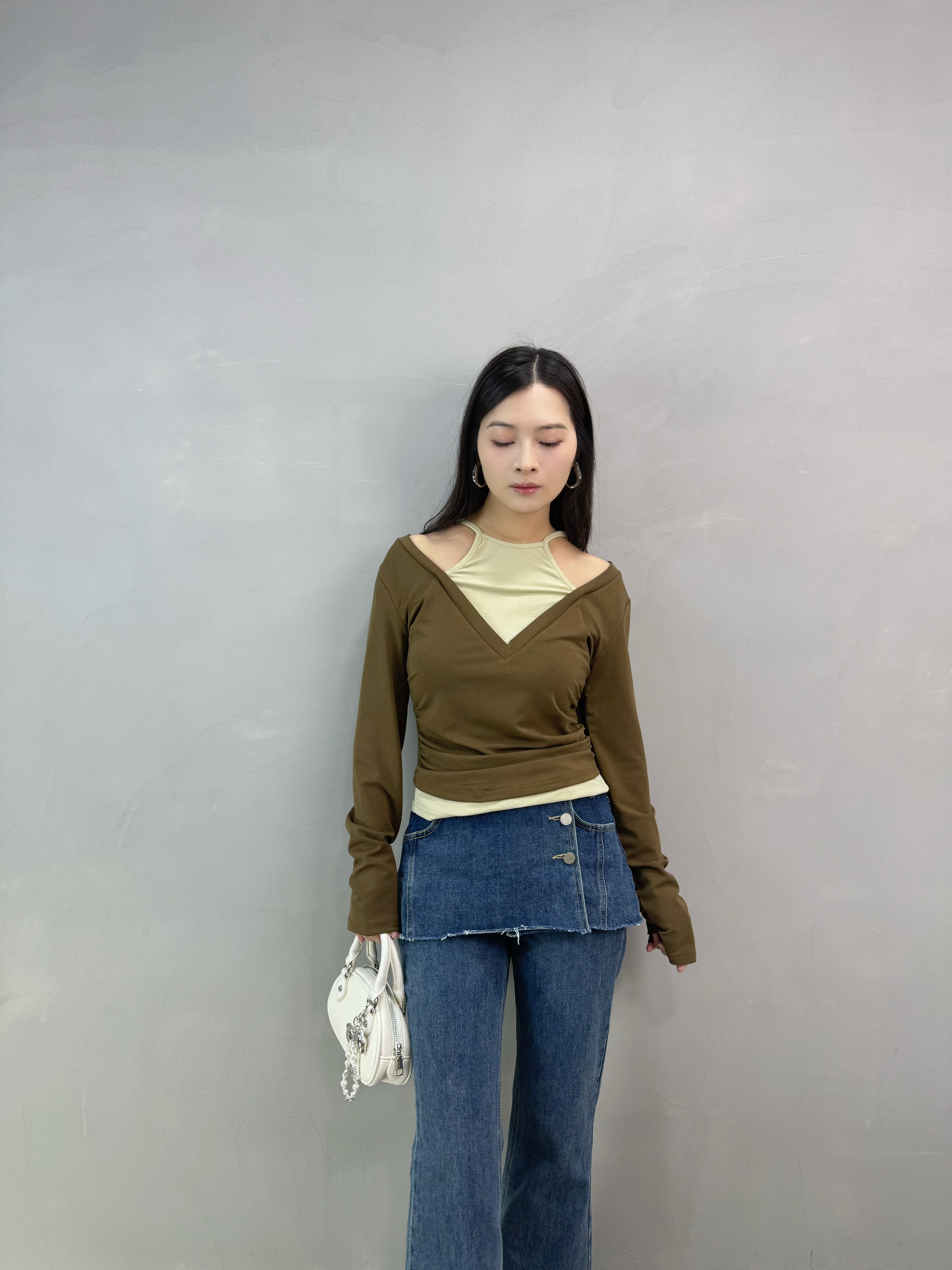 B04 拼色假兩件鎖骨Tee