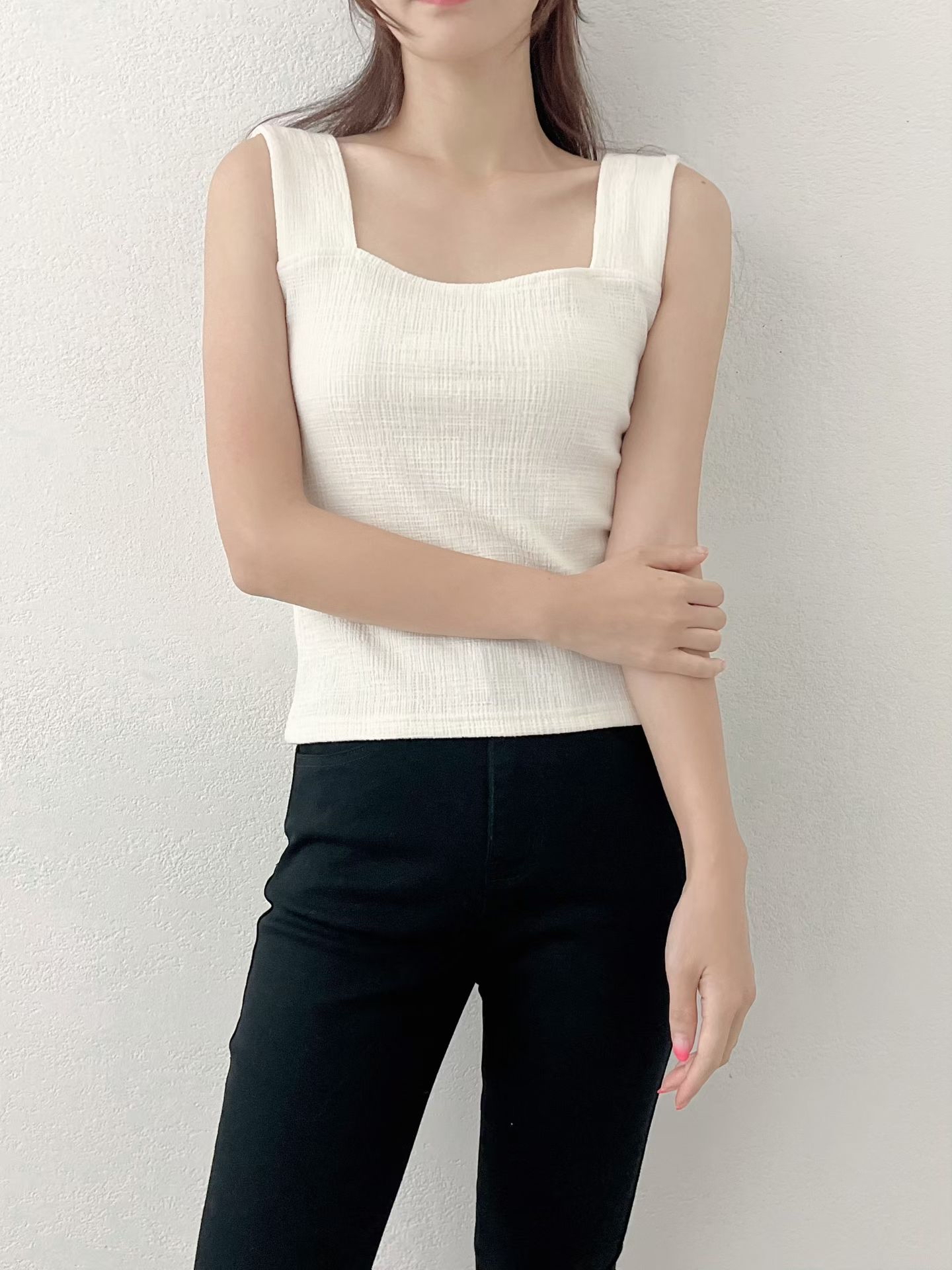 DD056 百搭小背心