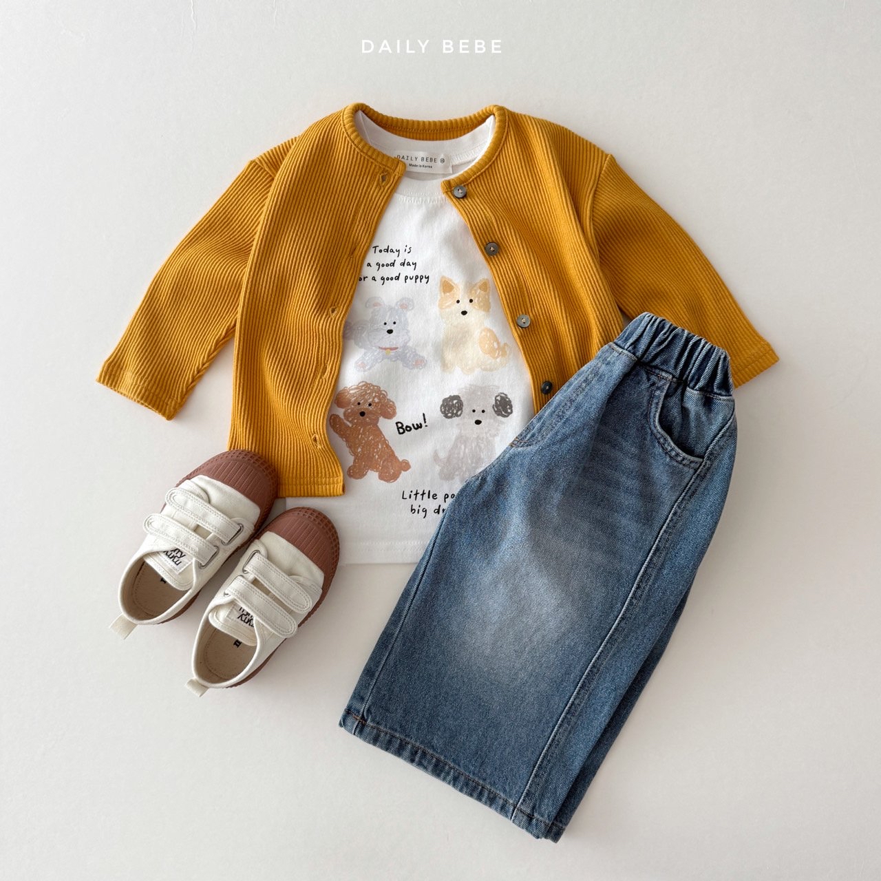 Dailybebe | Sketchbook T-Shirt