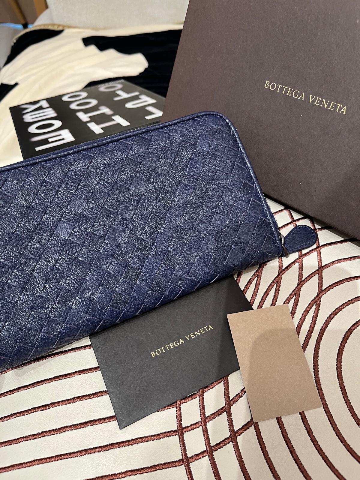未使用品 Bottega Veneta BV Zip Long wallet 100%Authentic ,unused 未使用品 ✅tap ✅box 
