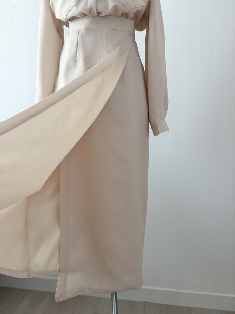 The Colette Wrap Set (Light Beige)