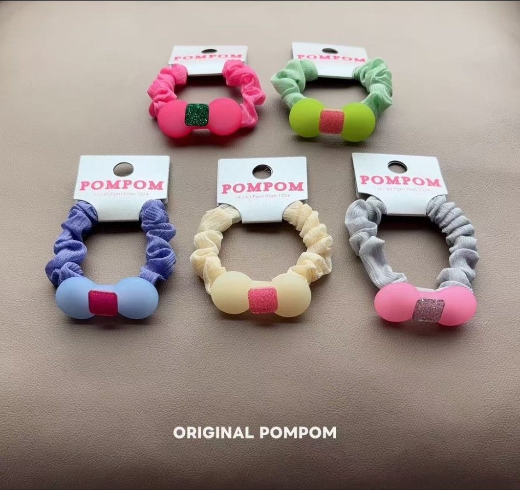 蝴蝶結🎀 橡根