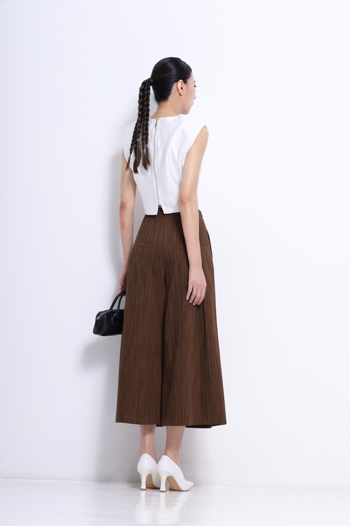 CP1631 Noir Bloom Wide-Leg Pants