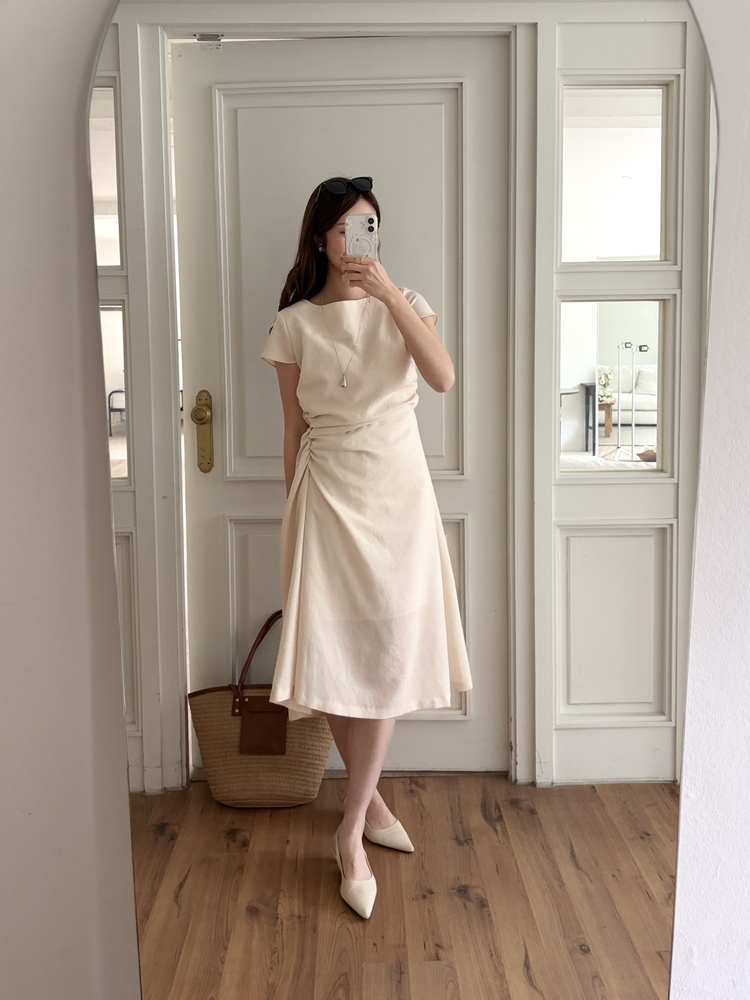Belle Ruched Dress (Cream)